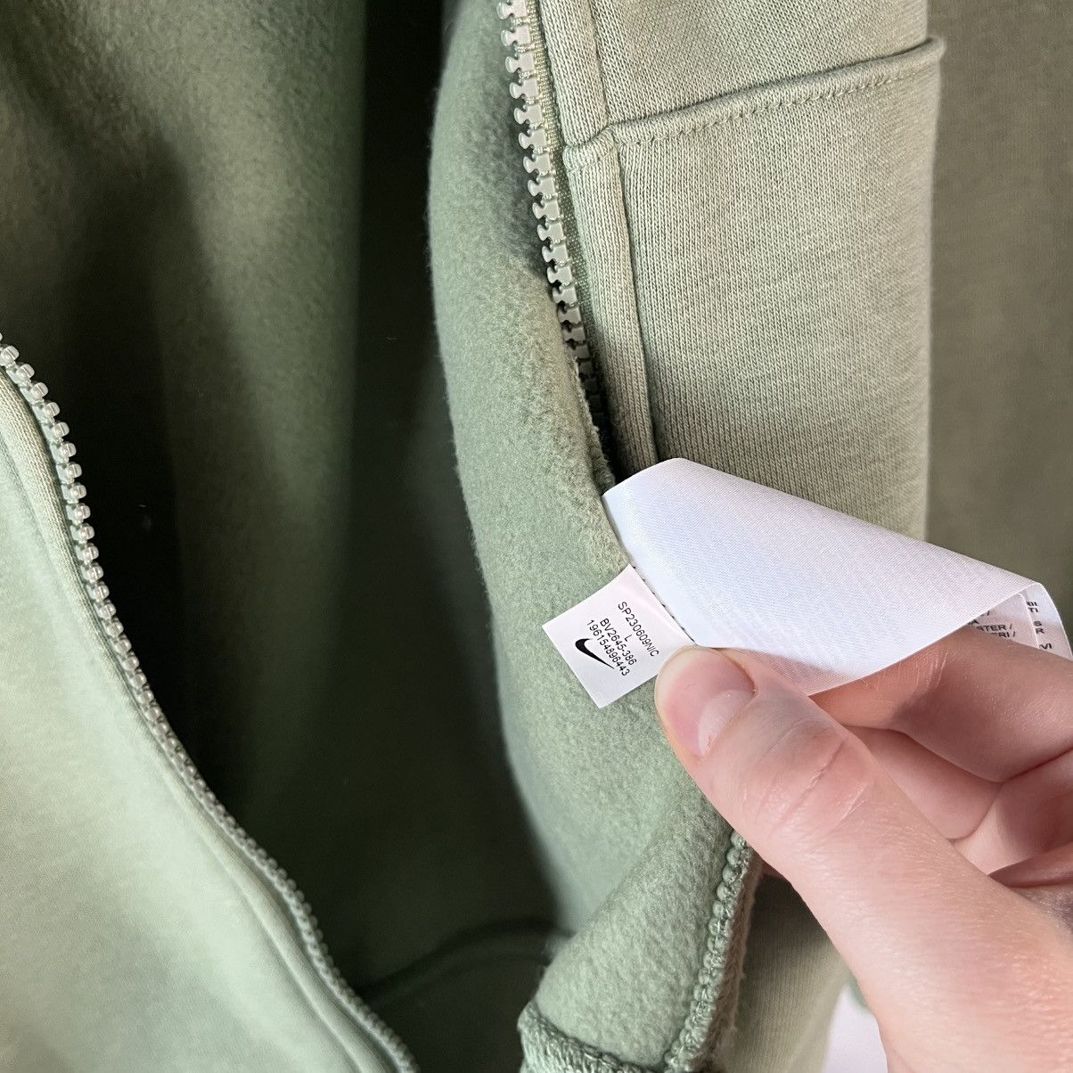 Nike Nike Full Zip Hoodie Green Minimal Streetwear Jacket Swoosh Size US L / EU 52-54 / 3 - 6 Thumbnail