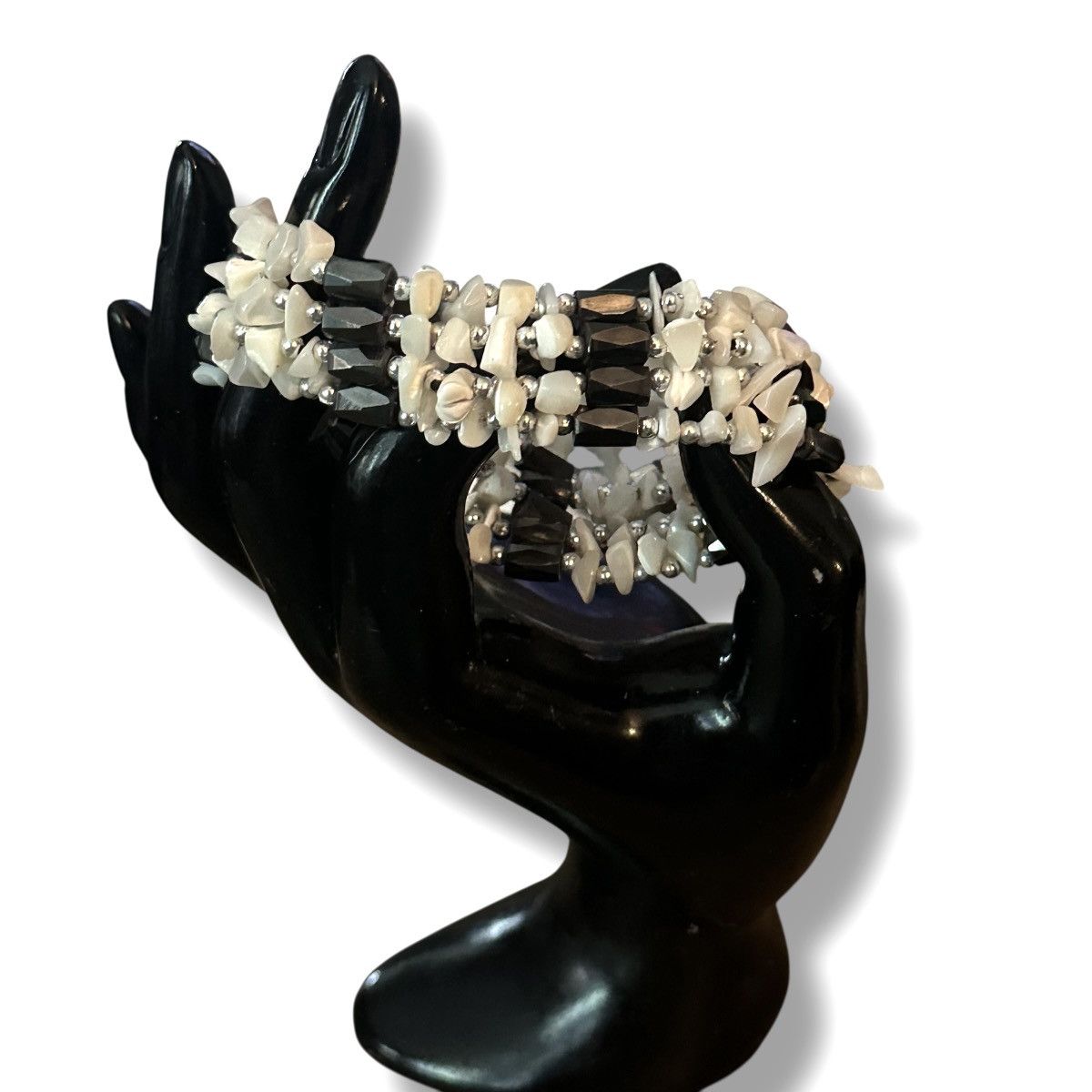 Other White shell chip and magnetic hematite wrap bracelet Size ONE SIZE - 2 Thumbnail