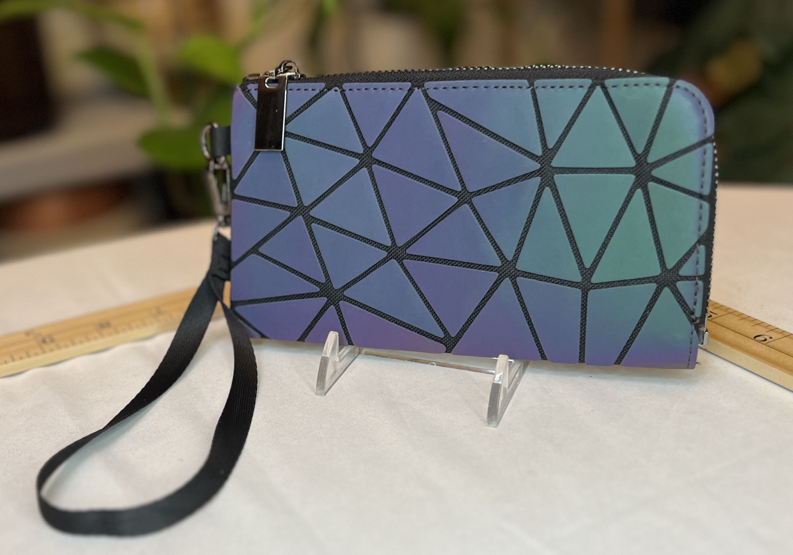 Other LoveVook Geometric Design Wallet 4" x 7" Size ONE SIZE - 1 Thumbnail