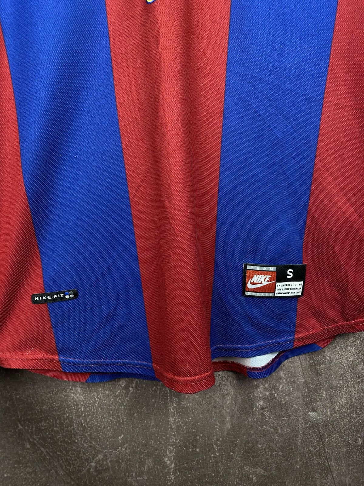 Nike NIKE BARCELONA CENTENARY HOME #21 Luis Enrique Size US S / EU 44-46 / 1 - 7 Thumbnail