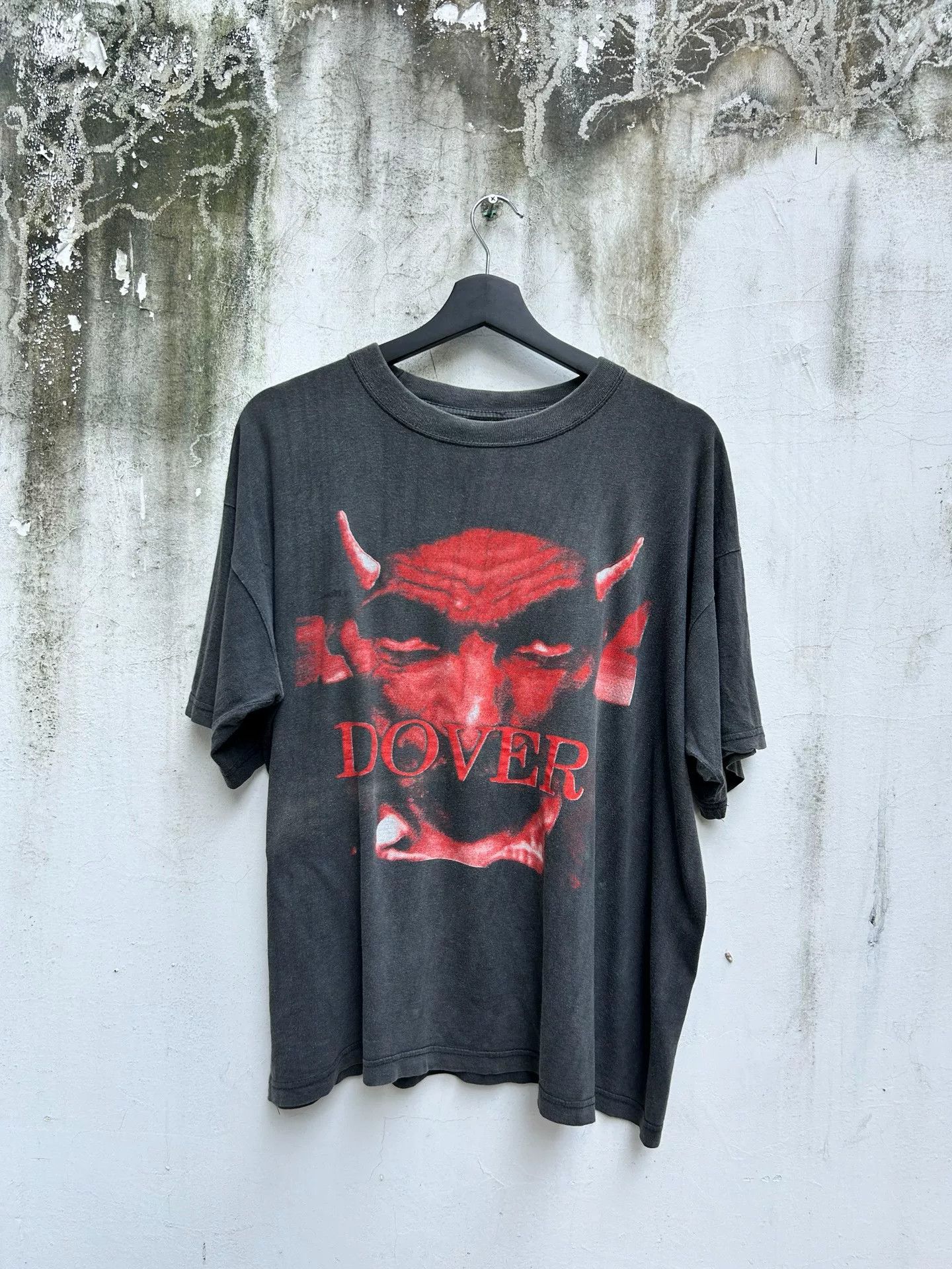 Vintage Vintage 90s Dover Band Short Sleeve Tee Size US M / EU 48-50 / 2 - 1 Thumbnail