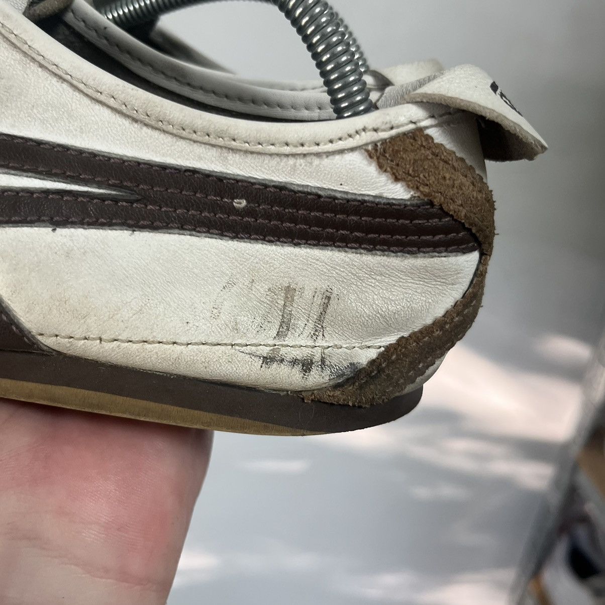 Asics Vintage ASICS Tiger Onitsuka Leather Sneakers Size US 9 / EU 42 - 6 Thumbnail