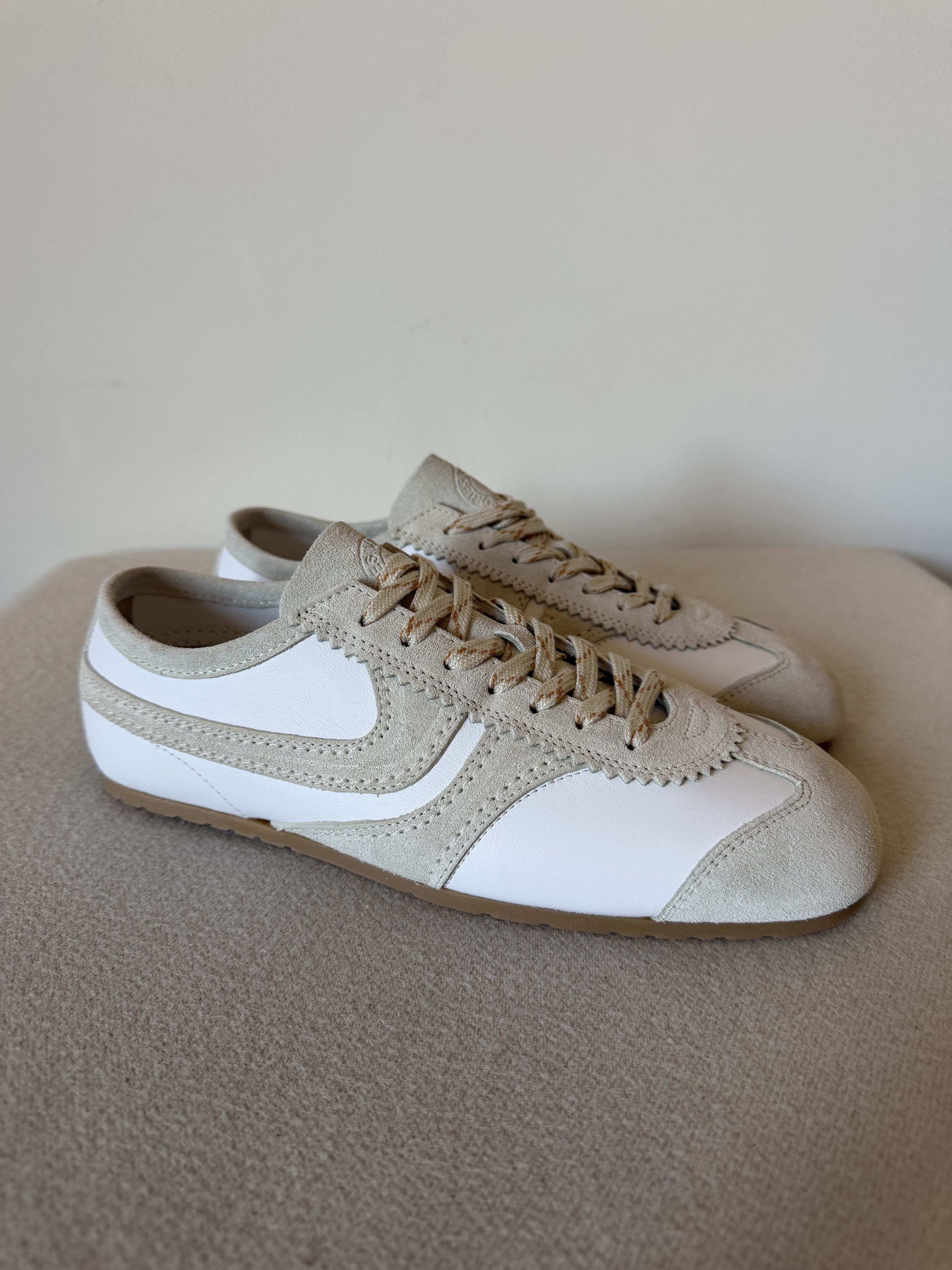 Dries Van Noten Dries Van Noten Suede Sneakers in White Size US 8 / EU 41 - 1 Thumbnail