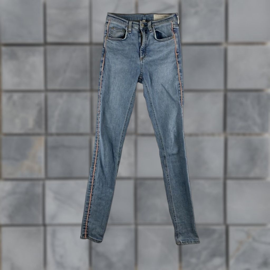 Rag & Bone Rag & Bone High Rise Skinny Jeans Womens 24 Blue Denim USA Made Distressed Jeans Women 24 Blue Distressed Denim Modern 90s Mens? Size 42" / US 20 - 1 Thumbnail