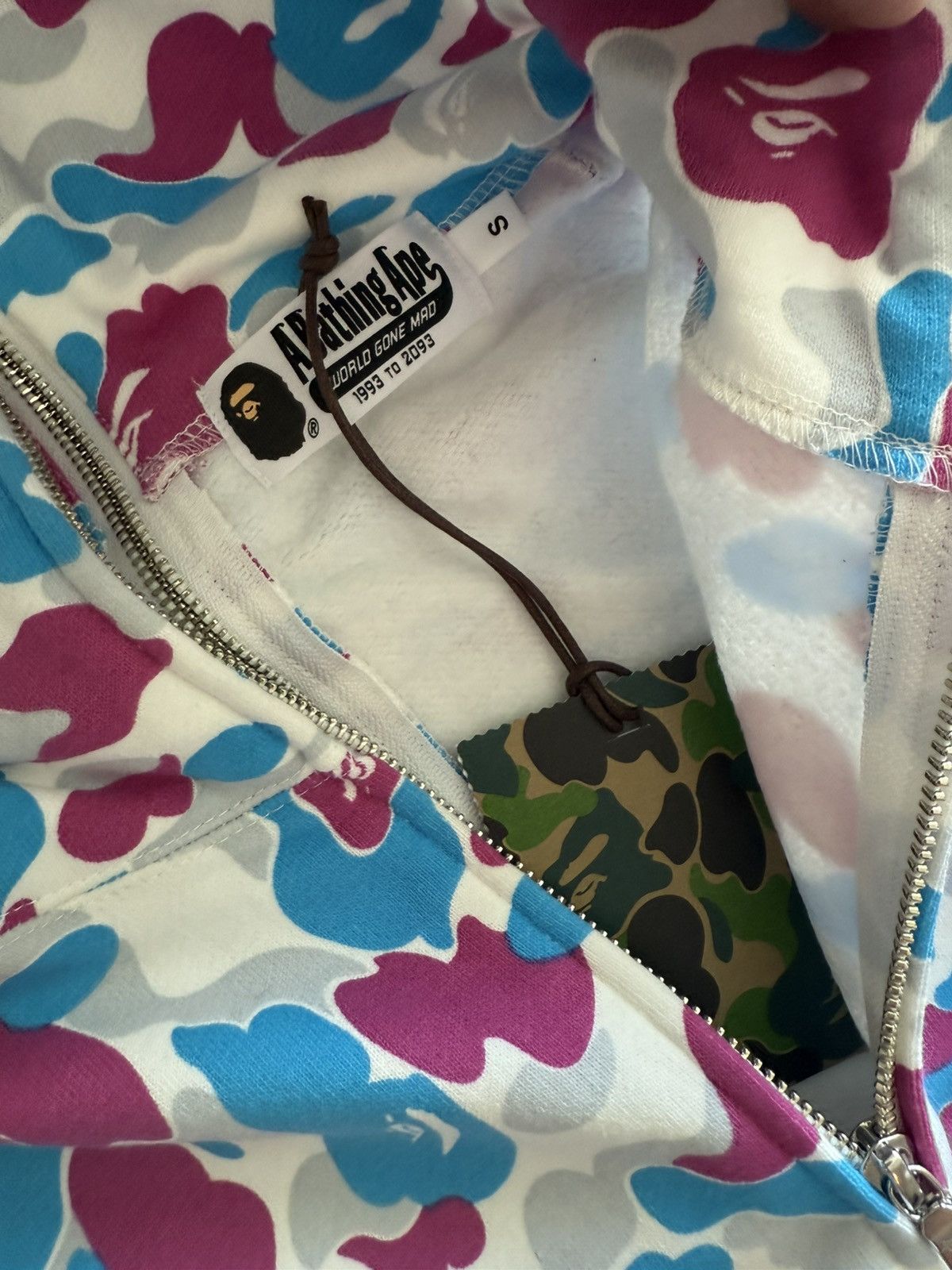Bape Bape Yokohama Separate shark full zip Size US S / EU 44-46 / 1 - 6 Thumbnail
