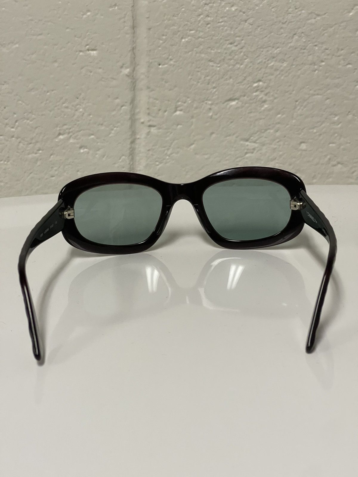 Chanel × Vintage Chanel 5009 Iridescent Rainbow Quilted 90’s Sunglasses Size ONE SIZE - 5 Thumbnail