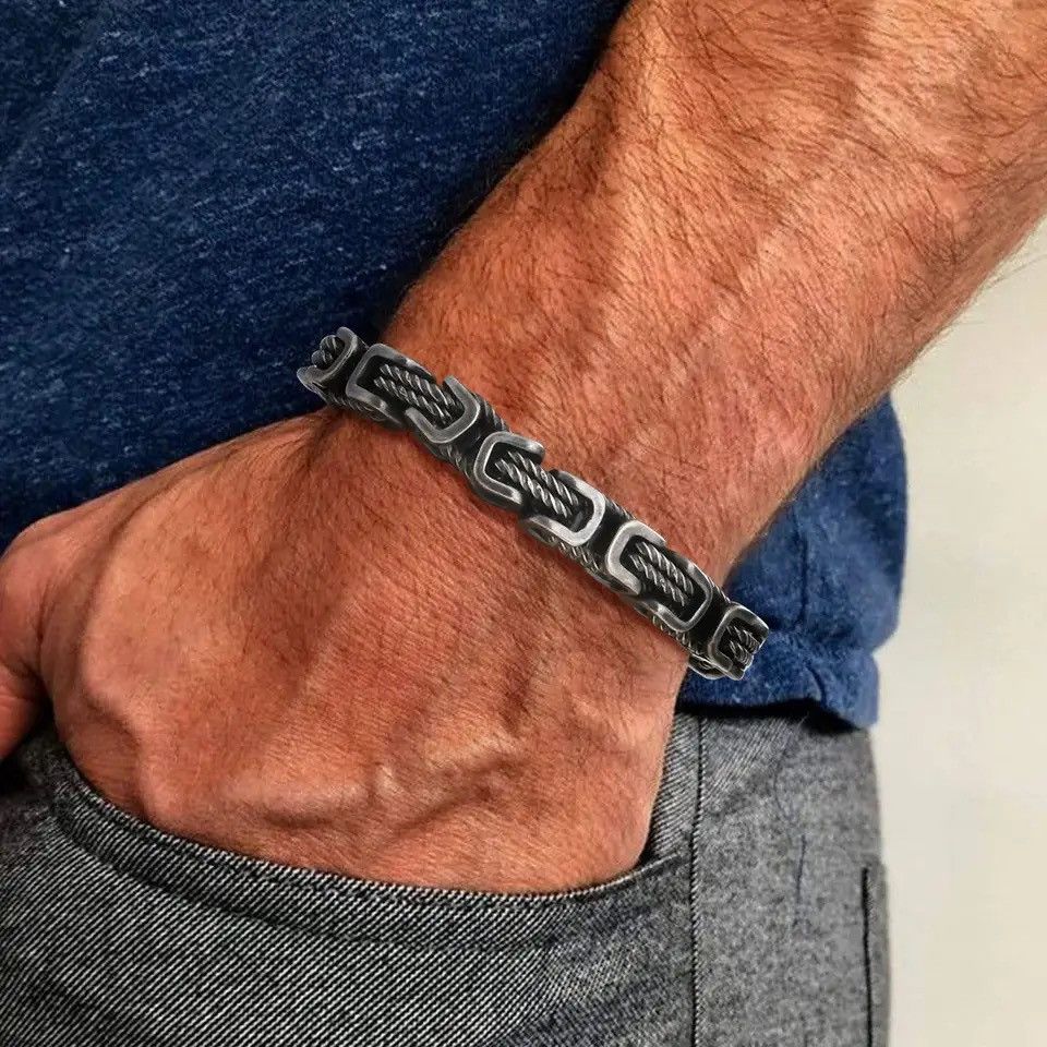Jewelry Creative 8Mm Stainless Steel Braided Link Wristband Bracelet in Silver, Men's