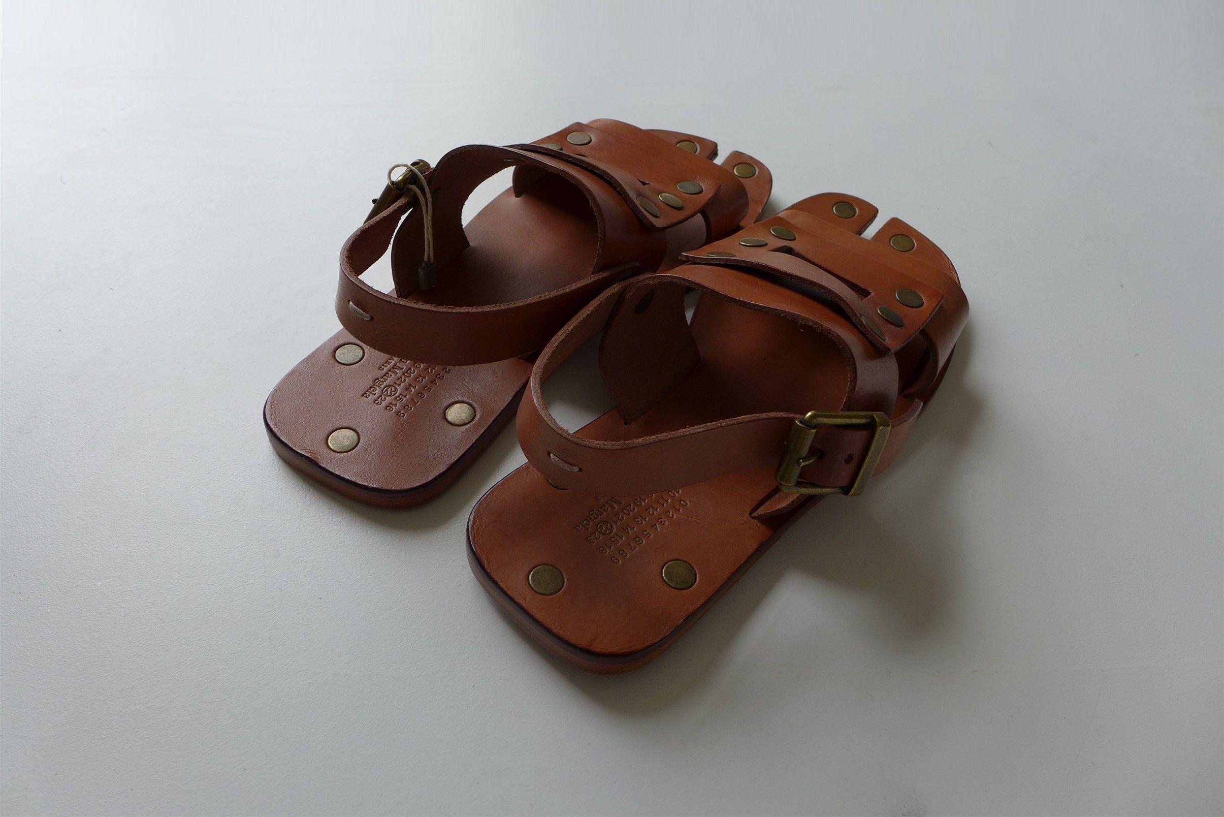 Maison Margiela *Size 39* Margiela Tabi Sandals - Brown Calf Leather Size US 6 / IT 36 - 8 Thumbnail