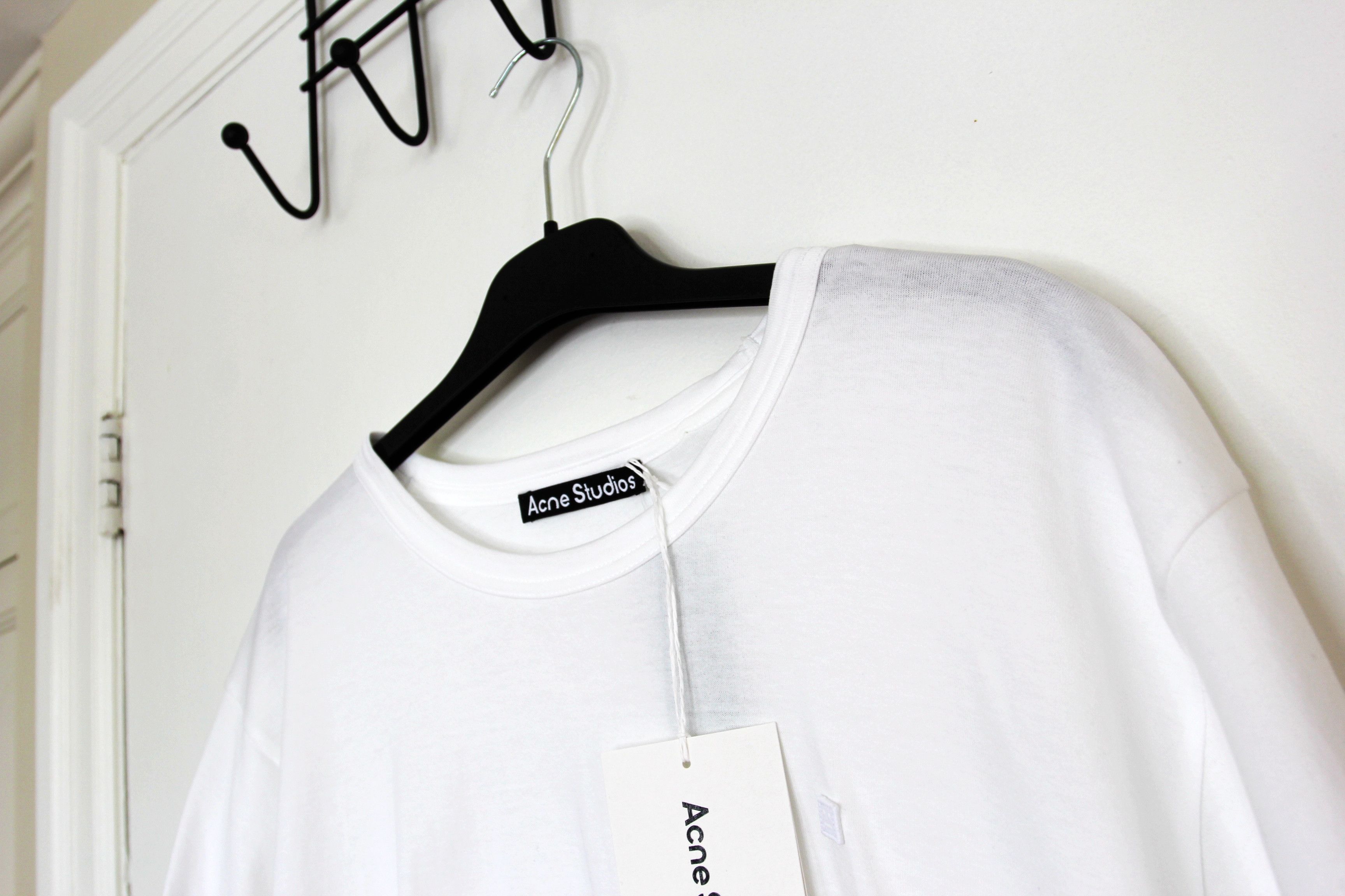 Acne Studios BNWT AW24 ACNE STUDIOS PATCH WHITE TSHIRT XL Size US XL / EU 56 / 4 - 4 Thumbnail