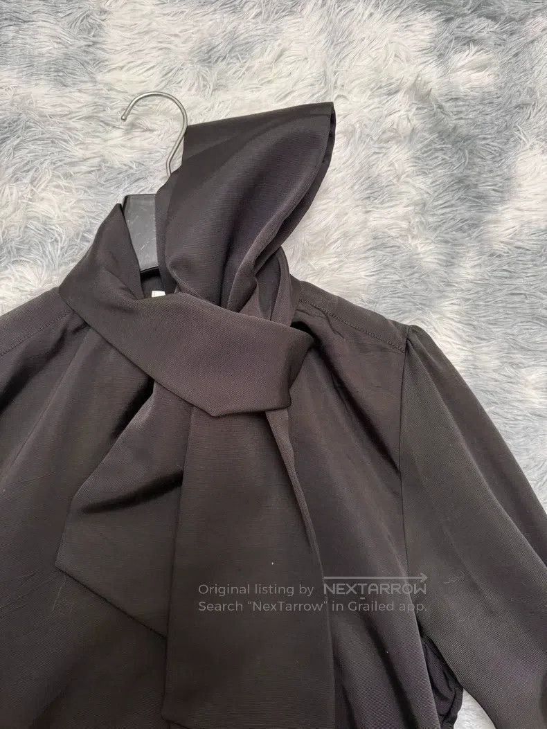 Saint Laurent Paris Saint Laurent Paris size 37 Wool Bow Shirt Size US M / EU 48-50 / 2 - 3 Thumbnail