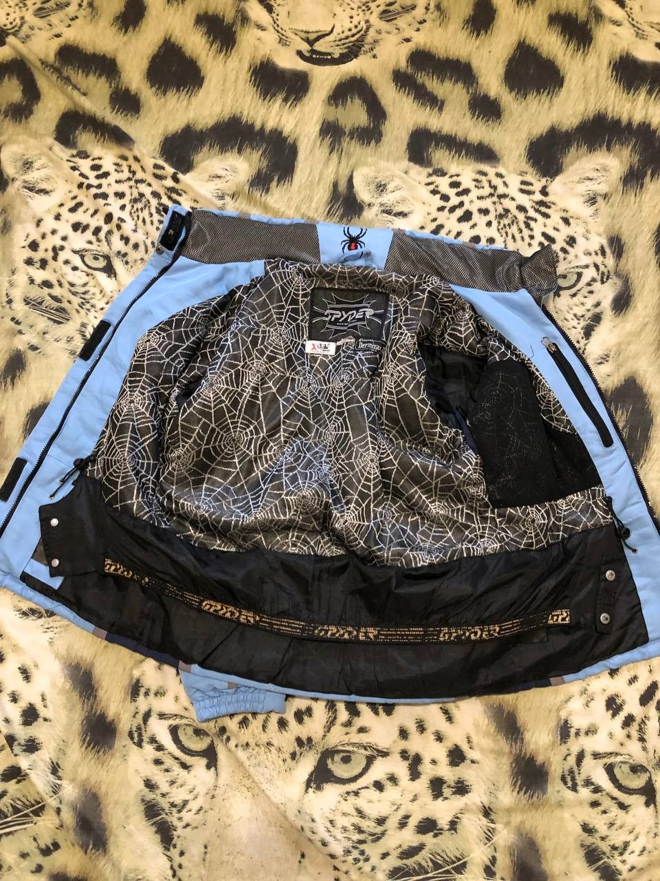 Spyder Baby Blue Spider Web ski Snowboarding Jacket vintage