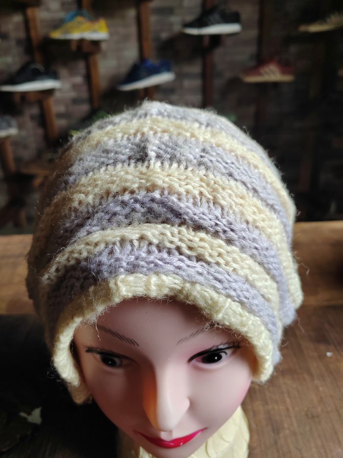 Japanese Brand Vintage Crochet Knitted handmade Beanie Snowcap Size ONE SIZE - 2 Thumbnail