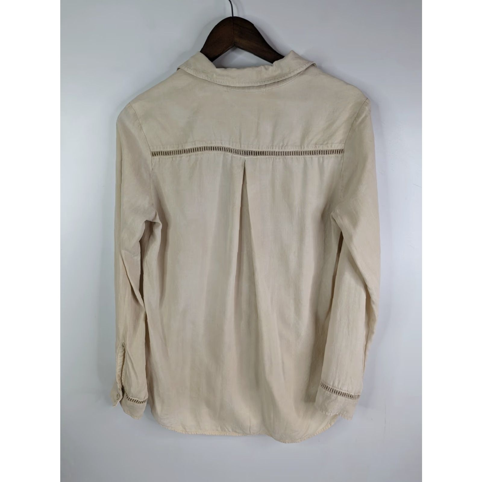 Anthropologie Anthropologie Dale Shirt Blouse Cream Womens Size Small Western Ivory Tencel Solid Long Sleeve Collared Shirt Blouse Womens Western Style Size S Size S / US 4 / IT 40 - 4 Thumbnail