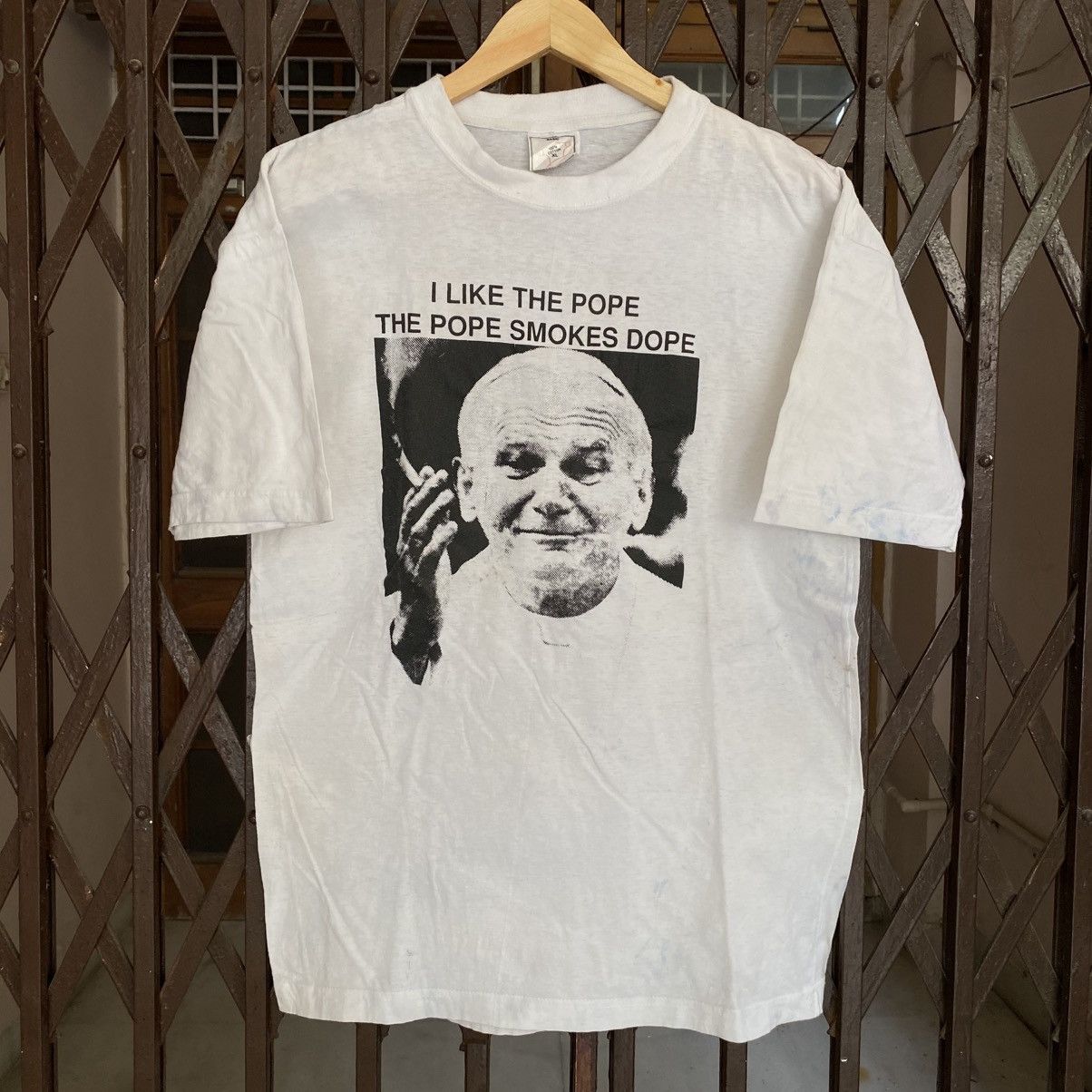 Vintage I like the pope the pope smokes dope T shirt