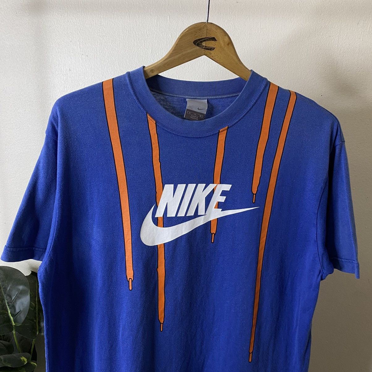 Nike Vintage 2000s Nike Rare Graphic T Shirt Size US L / EU 52-54 / 3 - 2 Thumbnail