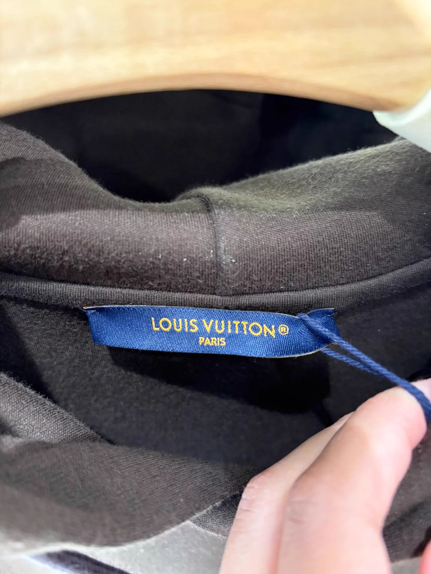 Louis Vuitton LV x Timberland Pharrell '24 Turquoise Sunflower Hoodie M Size M / US 6-8 / IT 42-44 - 7 Thumbnail