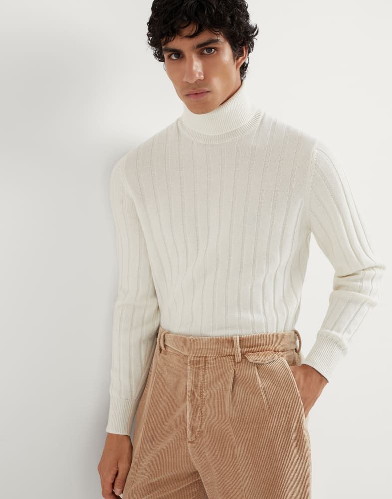 Brunello Cucinelli o1w1db10825 Cashmere Turtleneck Sweater in White Size US M / EU 48-50 / 2 - 3 Thumbnail