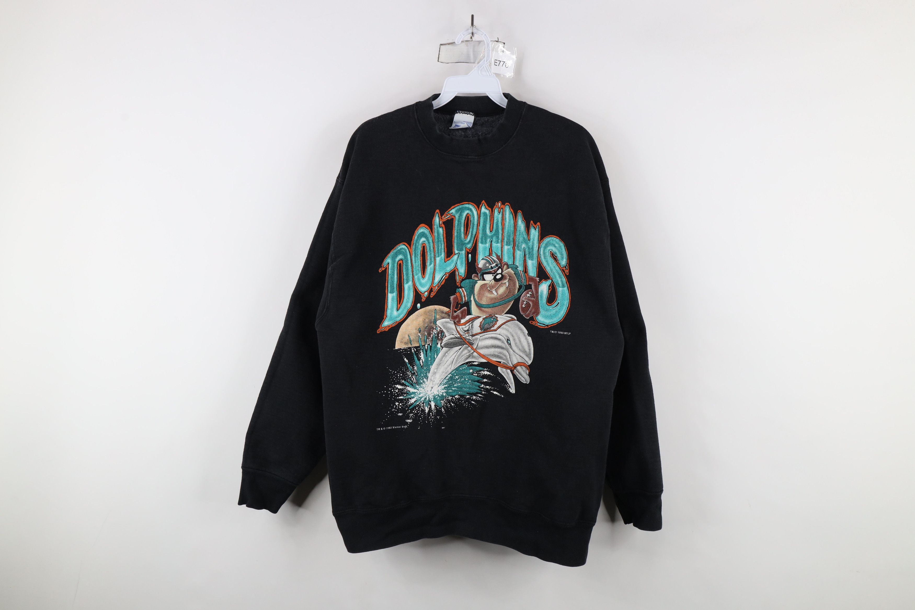 Vintage Vintage 90s Tazmanian Devil Dolphins Football Sweatshirt Size US L / EU 52-54 / 3 - 1 Thumbnail