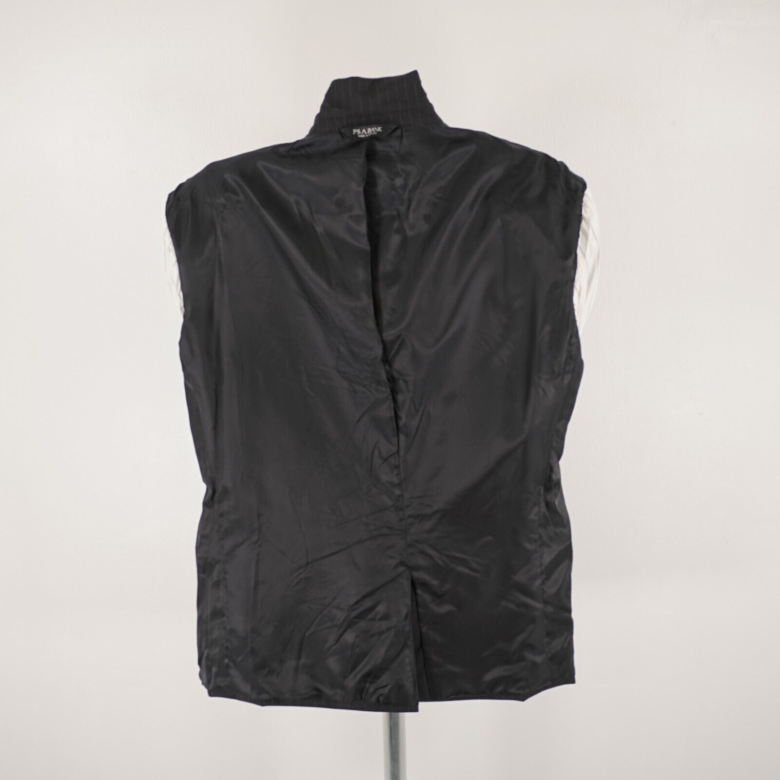 Jos. A. Bank Jos A Bank Signature Wool 2 Piece Suit 42S 39/29 Black W/ Br Size 42S - 16 Thumbnail