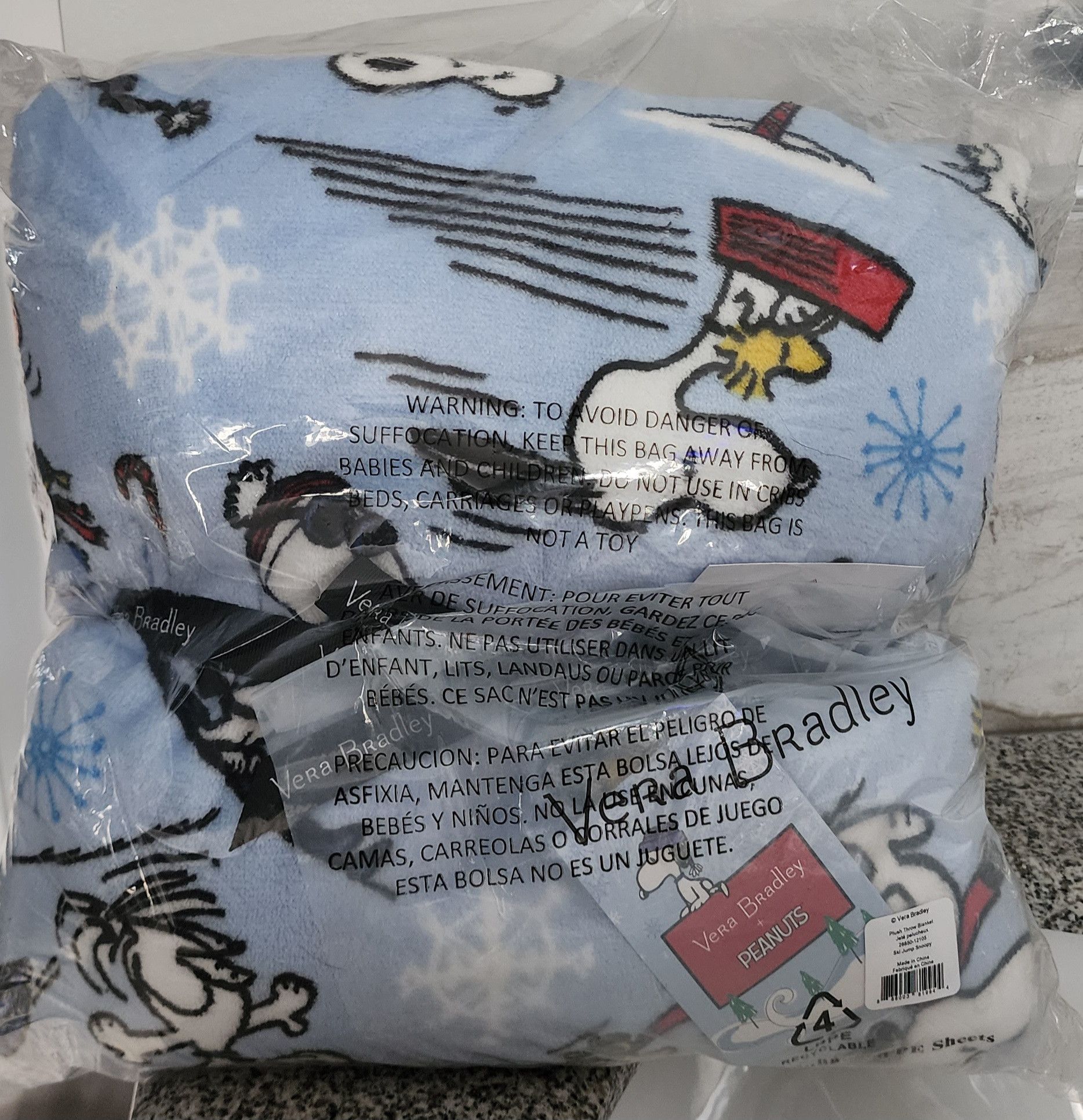 Vera Bradley NWT Vera Bradley Peanuts Snow Snoopy Woodstock Plush Throw Size ONE SIZE - 3 Thumbnail