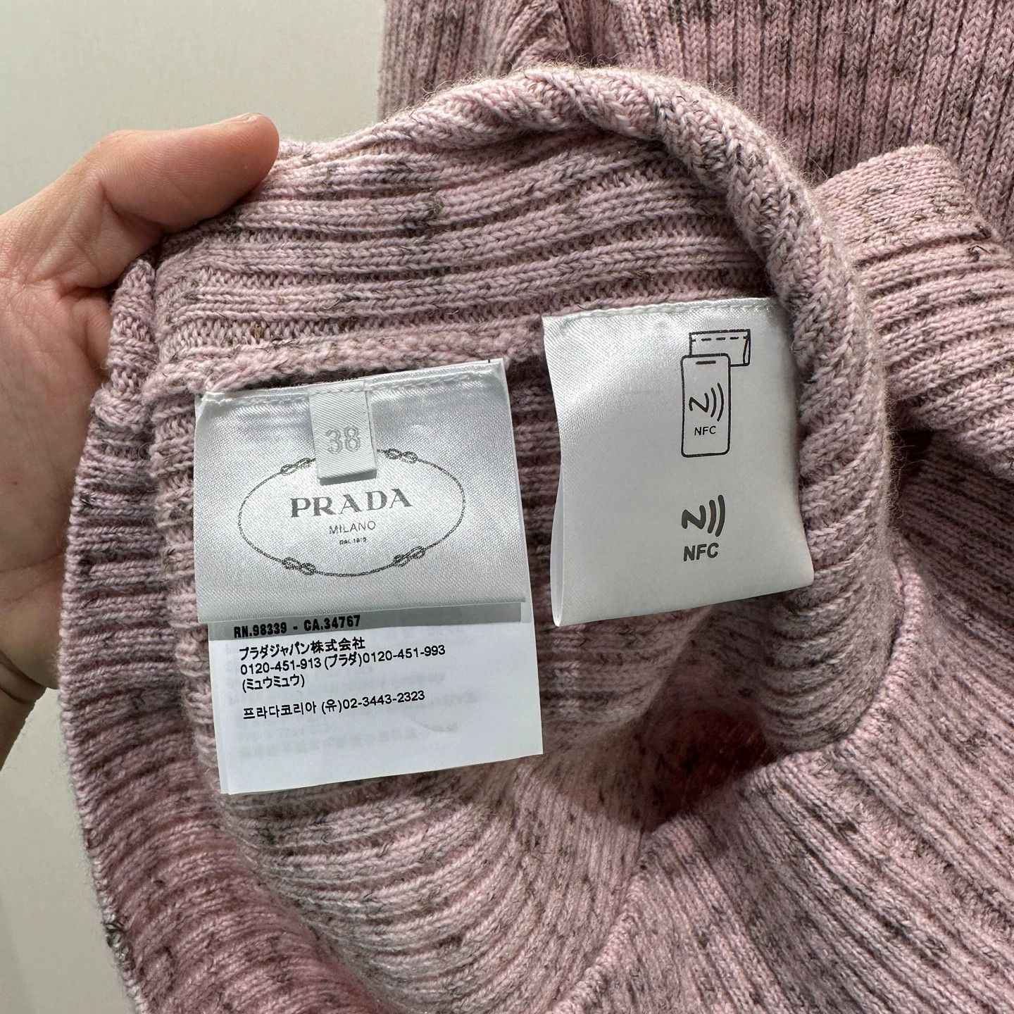 Prada Prada 26 Pre-Spring Triangle Fitted Wool Cardigan Size XS / US 0-2 / IT 36-38 - 4 Thumbnail