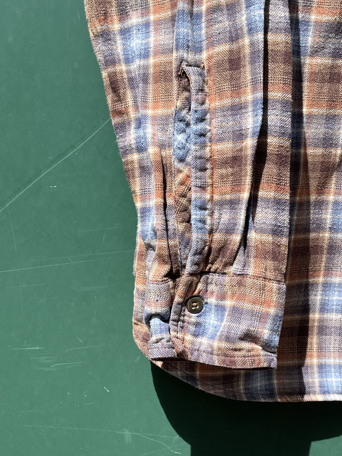 Marlboro Vintage Marlboro Classics Plaid Shirt- 1990s Size US XL / EU 56 / 4 - 4 Thumbnail