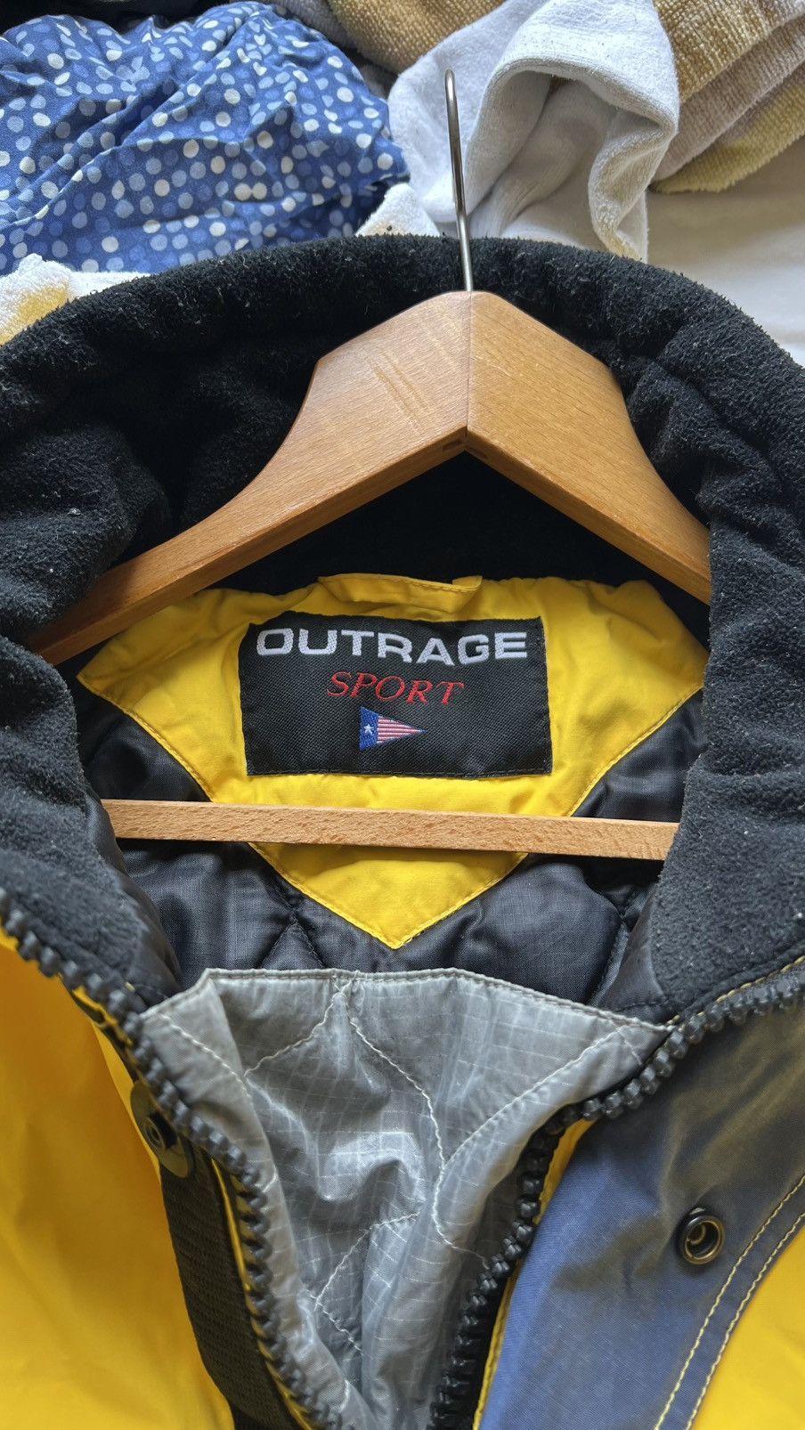 Other Outrage Vintage ski jacket Size US L / EU 52-54 / 3 - 7 Thumbnail