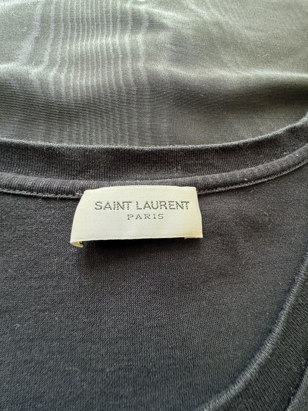Saint Laurent Paris $550 Saint Laurent Rive Gauche black logo t shirt L Size US L / EU 52-54 / 3 - 17 Thumbnail