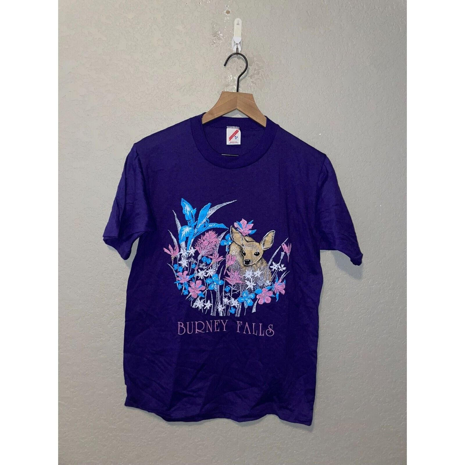 Jerzees Vintage Burney Falls Shirt Fawn Deer Animal Tee VTG 90s M Size US M / EU 48-50 / 2 - 1 Thumbnail