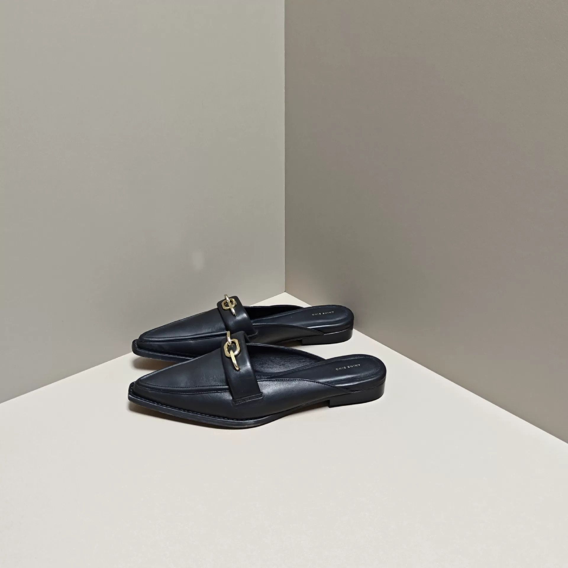 Balenciaga Balenciaga Sandals us_7 Women Size US 7 / IT 37 - 1 Thumbnail