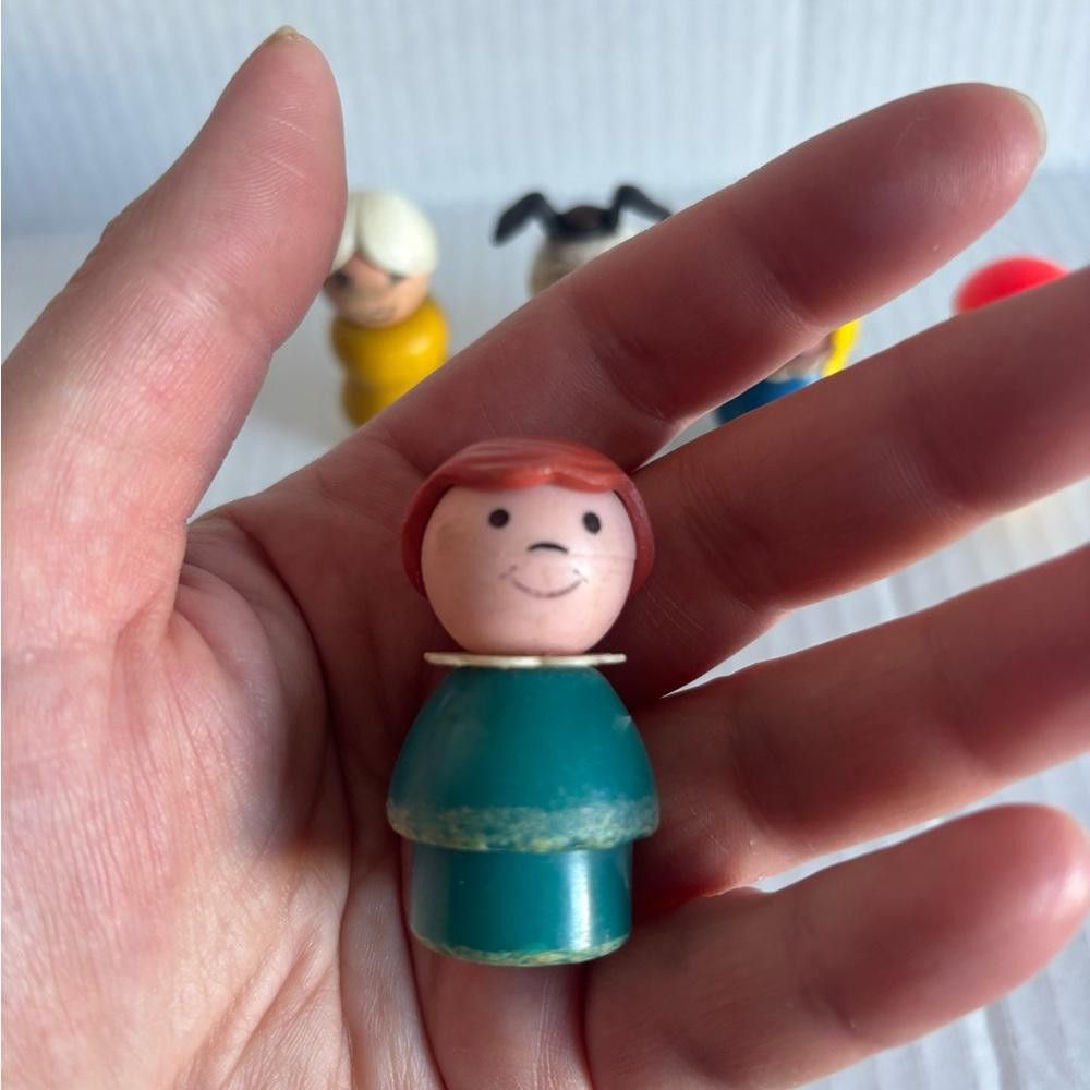 Designer Vintage 1972 Fisher Price Little People - Lot of 6 Figures Size ONE SIZE - 3 Thumbnail