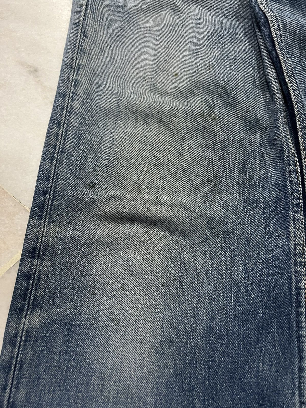 Levi's Vintage Levis 502 Faded Blue Distress Jeans Size US 31 - 6 Thumbnail