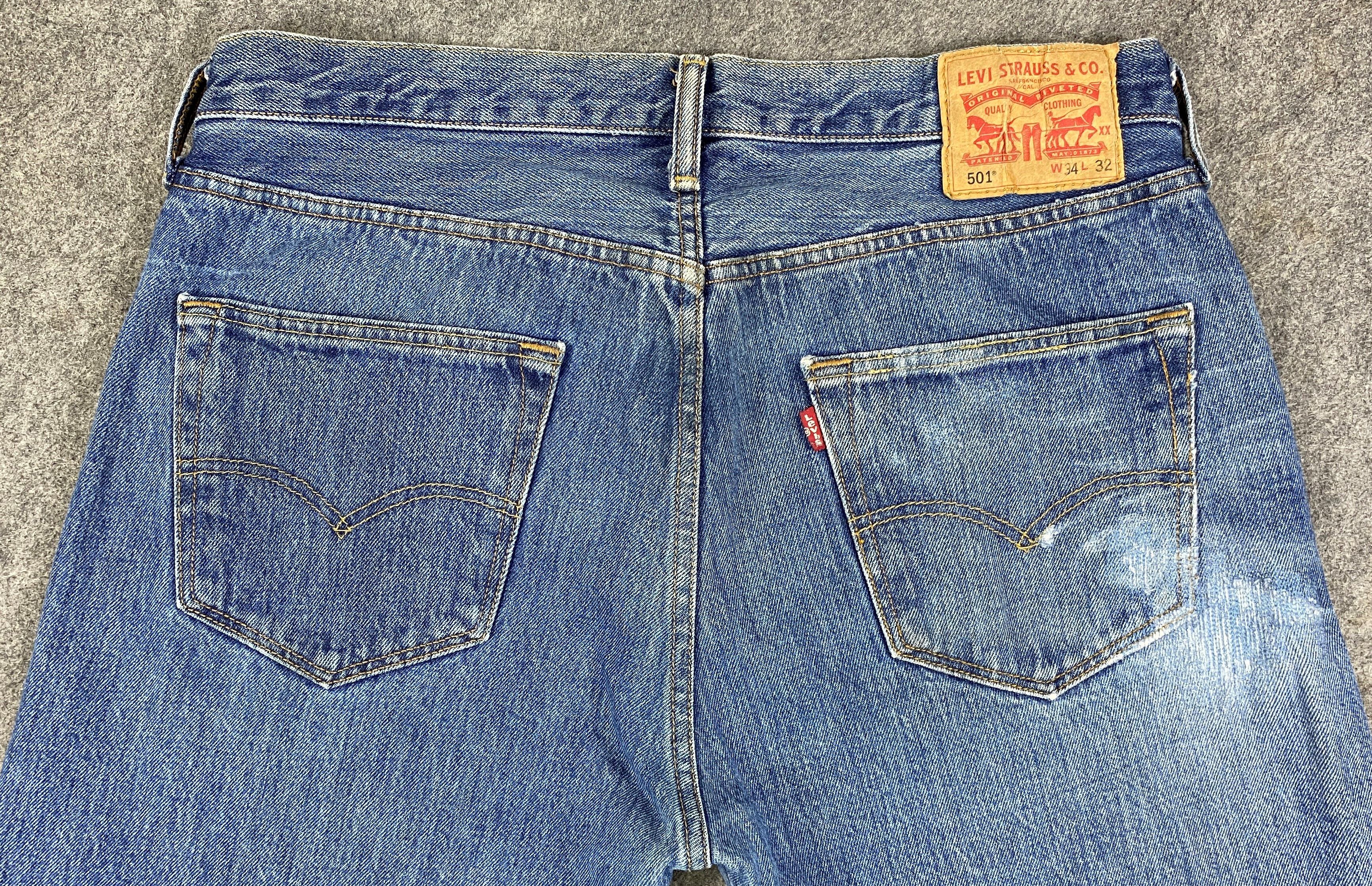 Levi's Blue Vintage Levi's 501 Jeans 35x32 Denim -JN2321 Size US 35 - 4 Thumbnail
