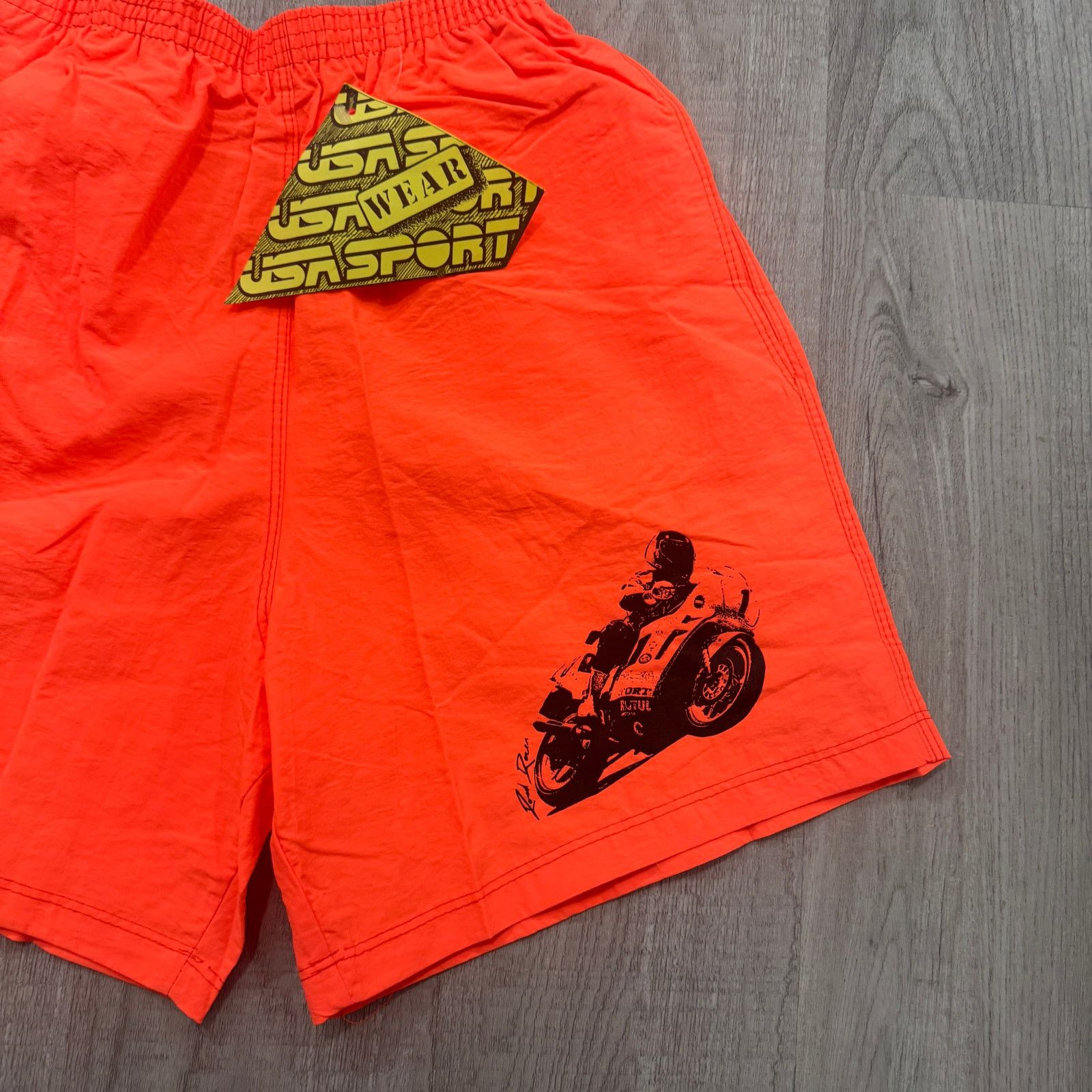 Vintage NEW Vintage USA Sport Surf Shorts Men Small Orange 80s Size US 26 / EU 42 - 2 Thumbnail