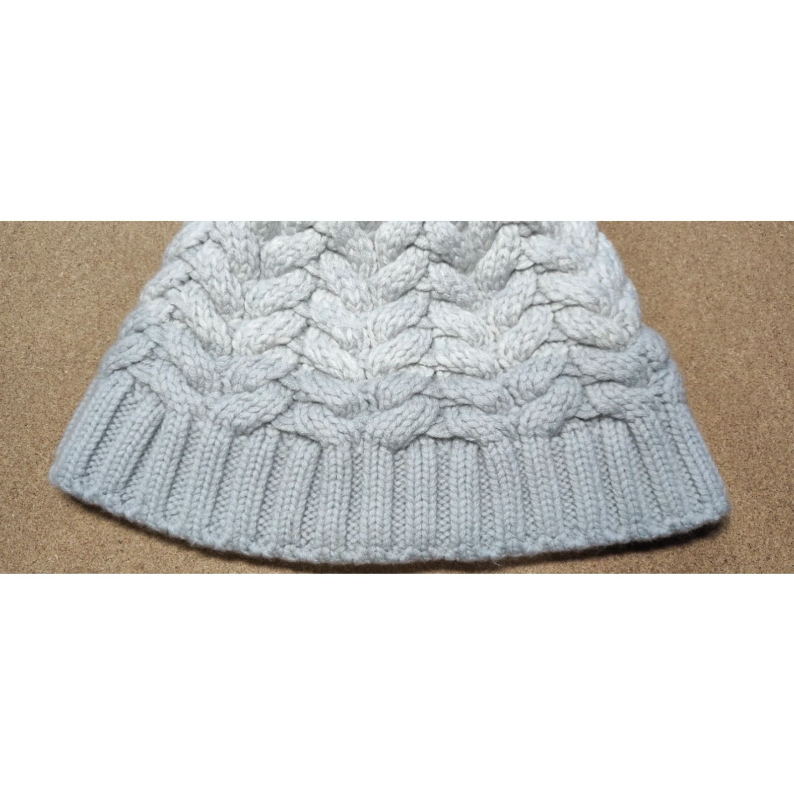 Salomon Salomon Beanie Hat Unisex Adults M Gray Lined Thermal Pom Pom Wool Knit Size ONE SIZE - 3 Thumbnail
