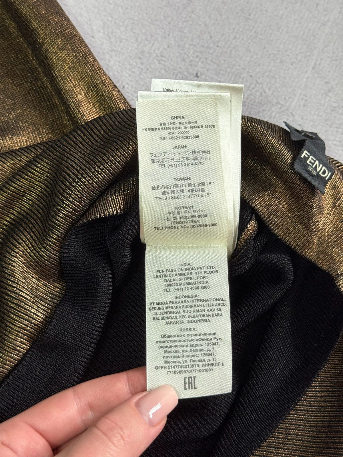 Fendi Fendi Knitwear Pullover T Shirt 48 Size Rare Luxury Size L / US 10 / IT 46 - 16 Thumbnail