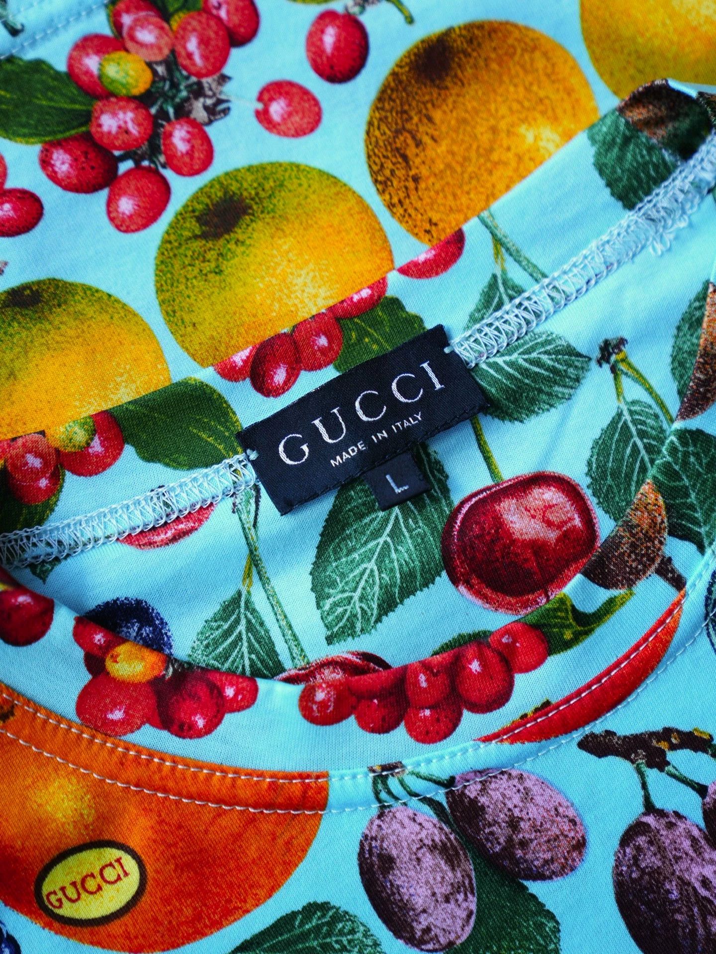Gucci Gucci 1996 Fruit Print T-Shirt L Unworn Size L / US 10 / IT 46 - 4 Thumbnail