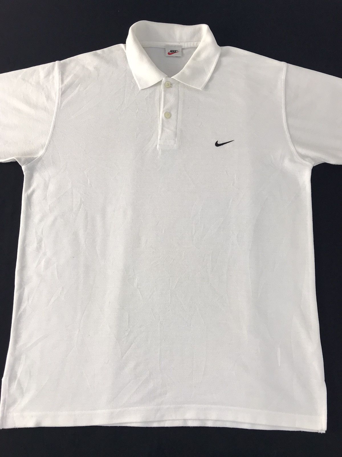 Nike Hype Nike Plain Minimalist Emboidery Logo Design Polo Tee Size US L / EU 52-54 / 3 - 3 Thumbnail