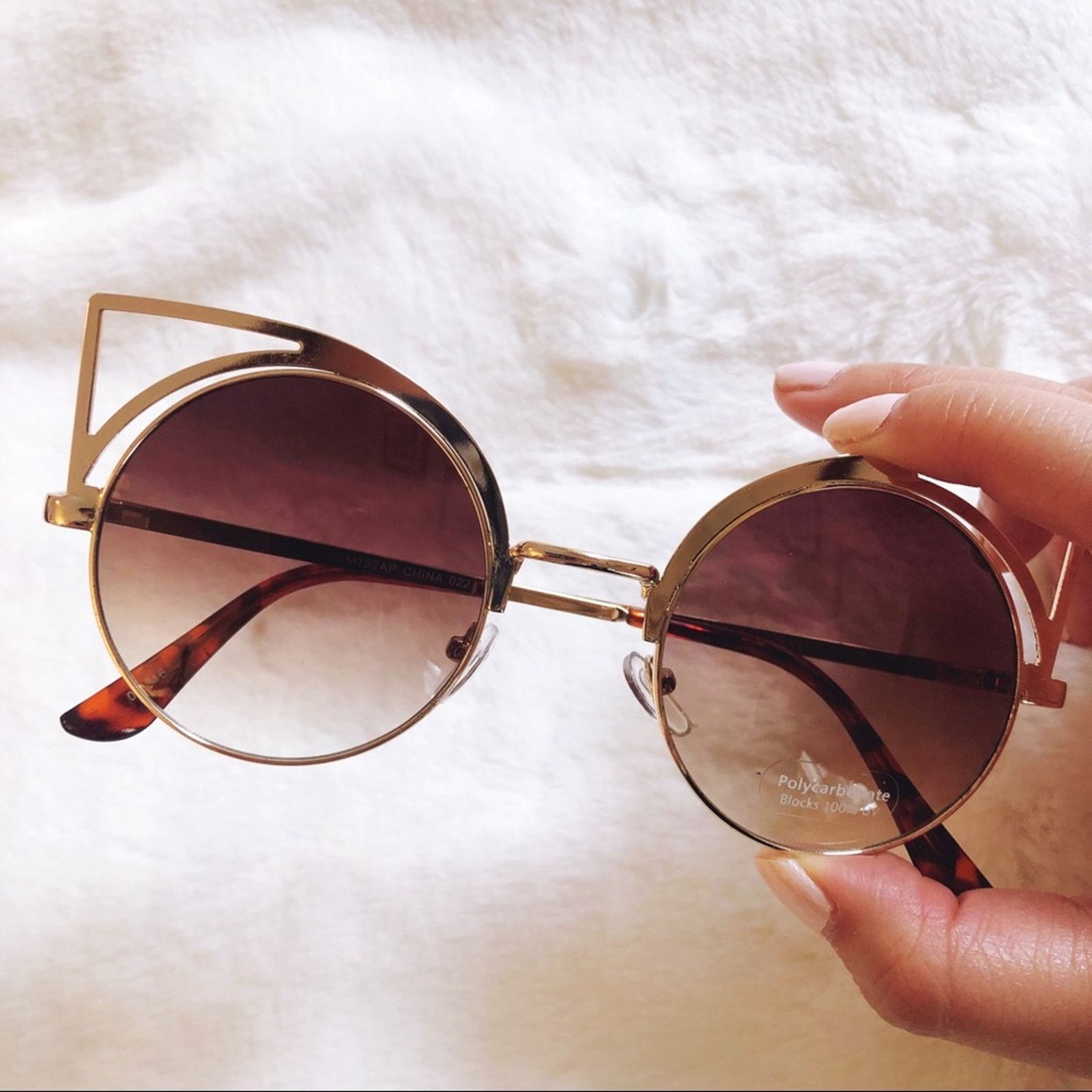 Other Mia Gold Cat Eye Retro Round Sunglasses Size ONE SIZE - 4 Thumbnail