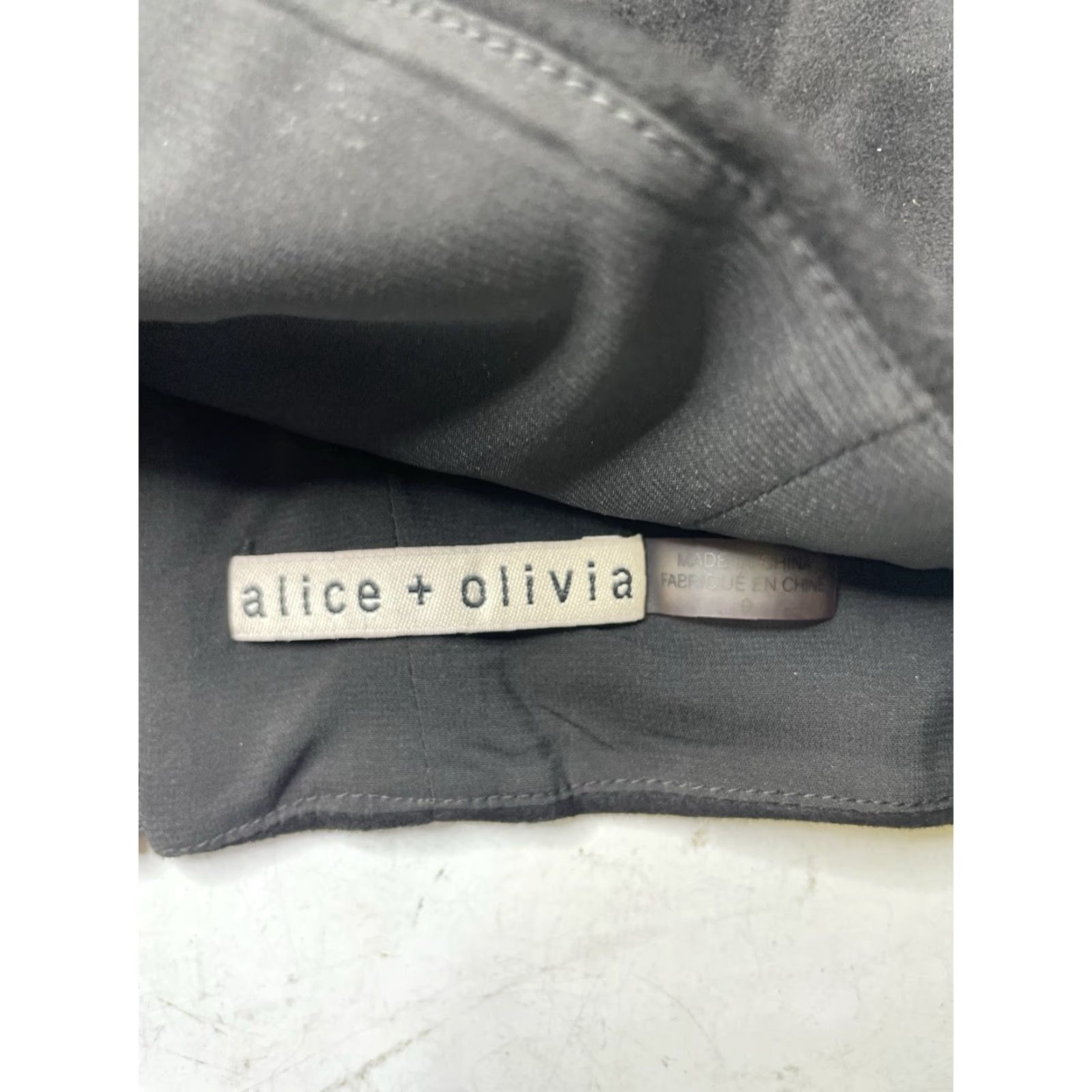 Alice + Olivia Alice + Olivia Tank Cropped Sleeveless Leather Lace Open Back Black Size 0 Women Size XS / US 0-2 / IT 36-38 - 5 Thumbnail