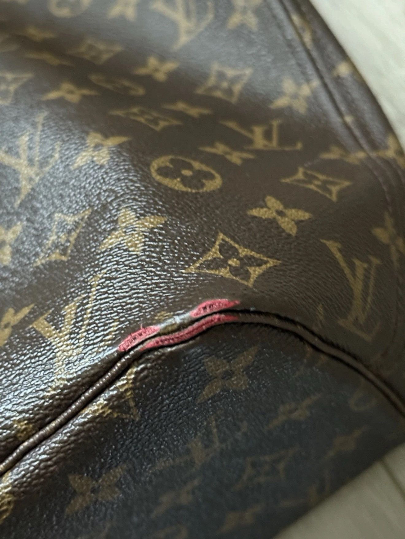 Louis Vuitton Louis Vuitton Monogram Purse Articles de Voyage Red Interior Size ONE SIZE - 9 Thumbnail