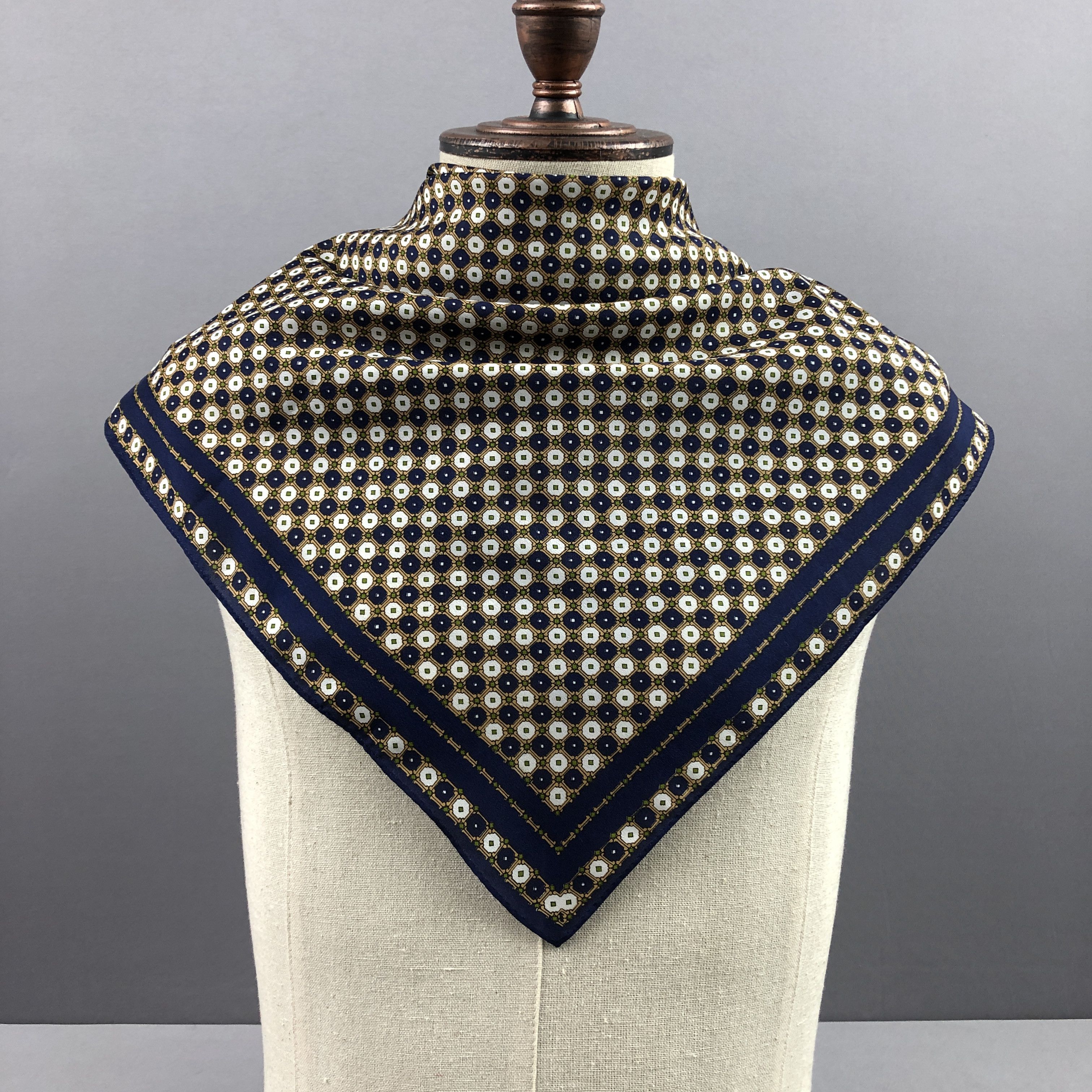 Japanese Brand Vintage SILK Scarf Twill Stole Wraps Scarves - GF60028 Size ONE SIZE - 2 Thumbnail