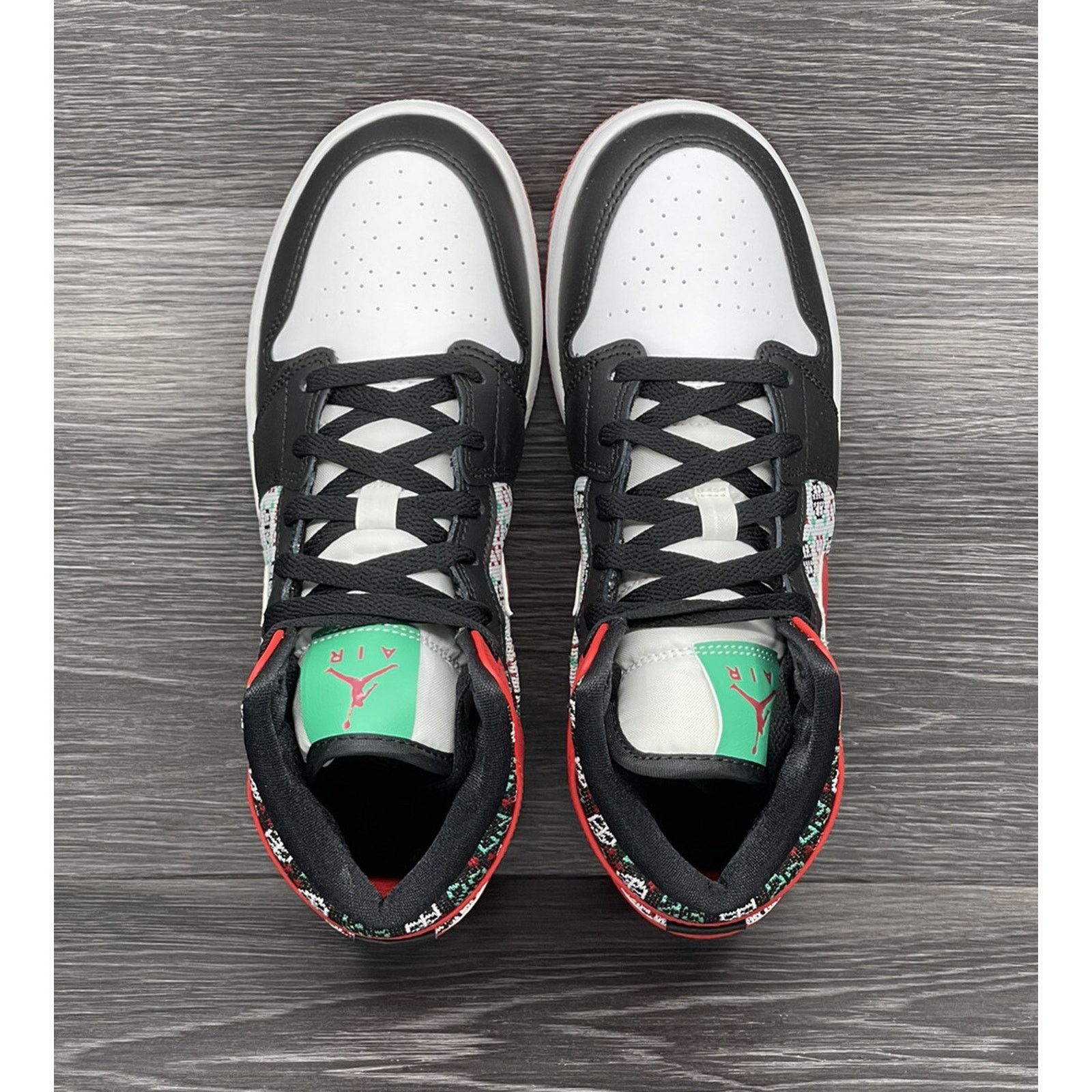 Jordan Brand GS Air Jordan 1 Mid SE "Ugly Sweater", 5.5Y [new] DM1208-150 Size US 5.5 / EU 38 - 7 Thumbnail