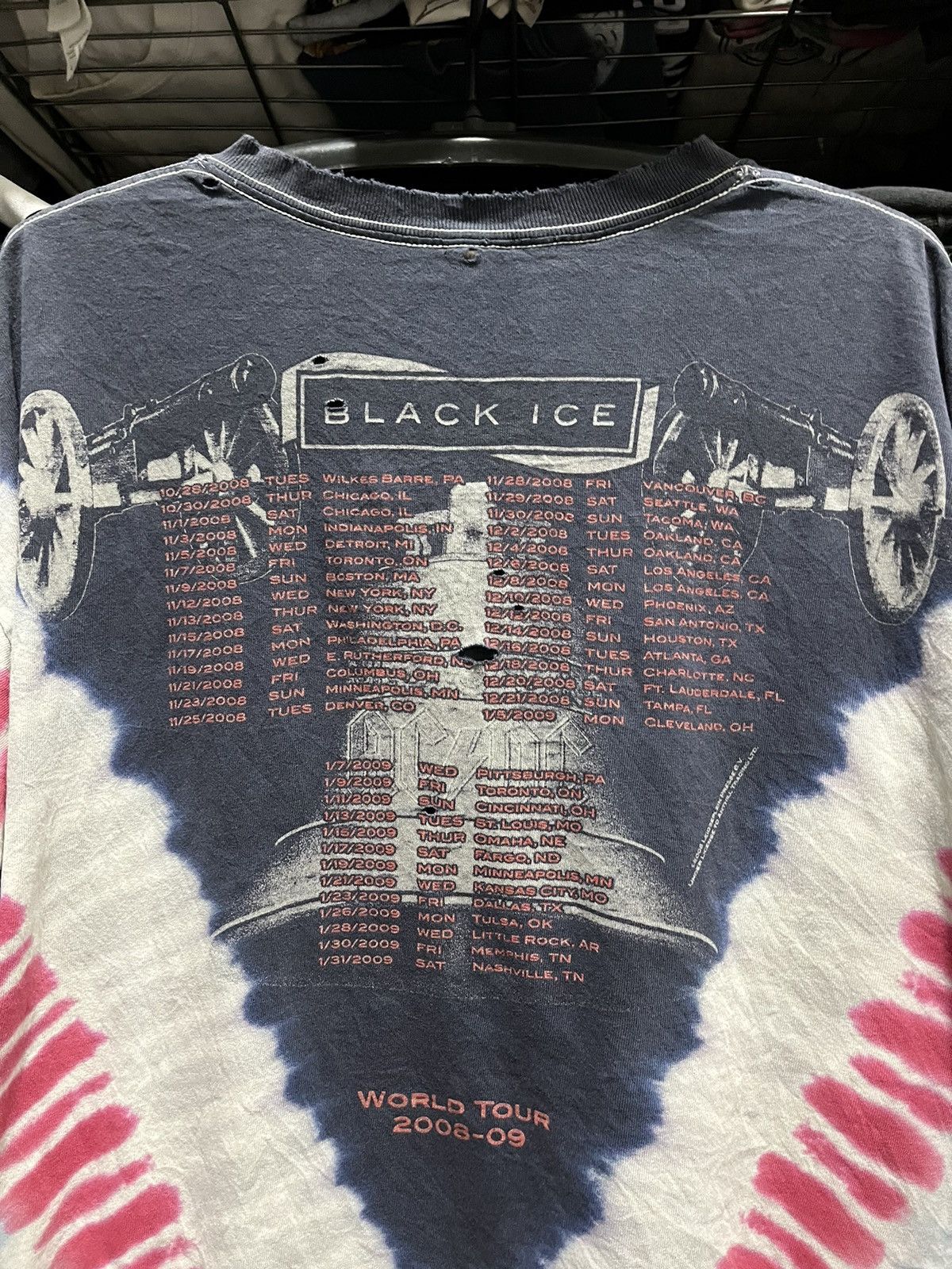 Band Tees × Vintage AC/DC Black Ice World Tour Tee 2008s Size US XL / EU 56 / 4 - 4 Thumbnail