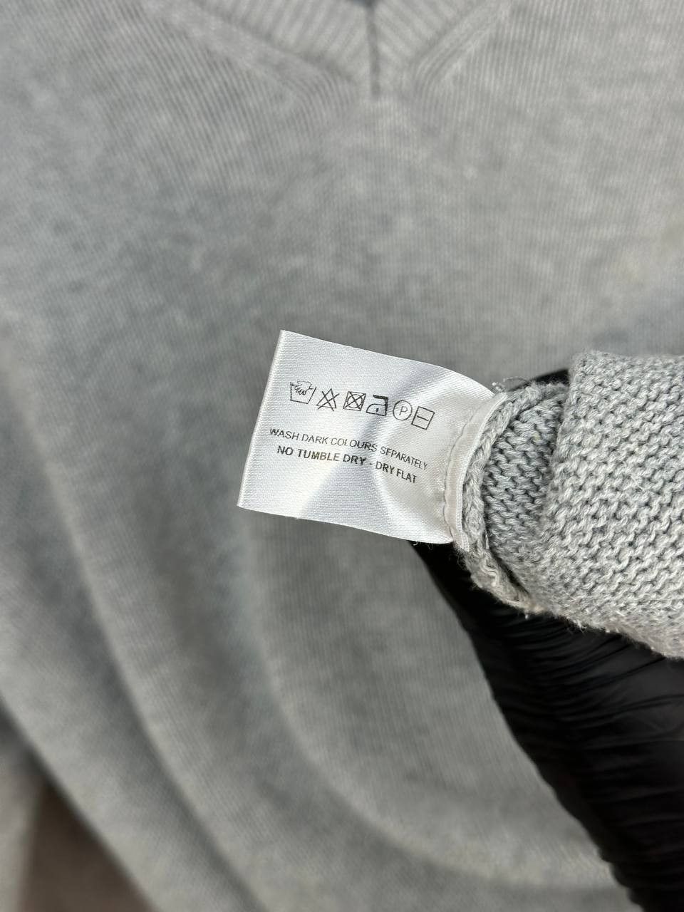 Alfred Dunhill Dunhill London Knit Sweater Cotton Cable Sleeve V-Neck Size US M / EU 48-50 / 2 - 15 Thumbnail