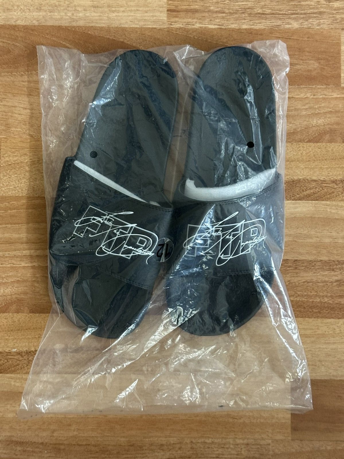 靴 28cm FUCK THE POPULATION FTP GLOW SLIDES Ftp Slides | eBay