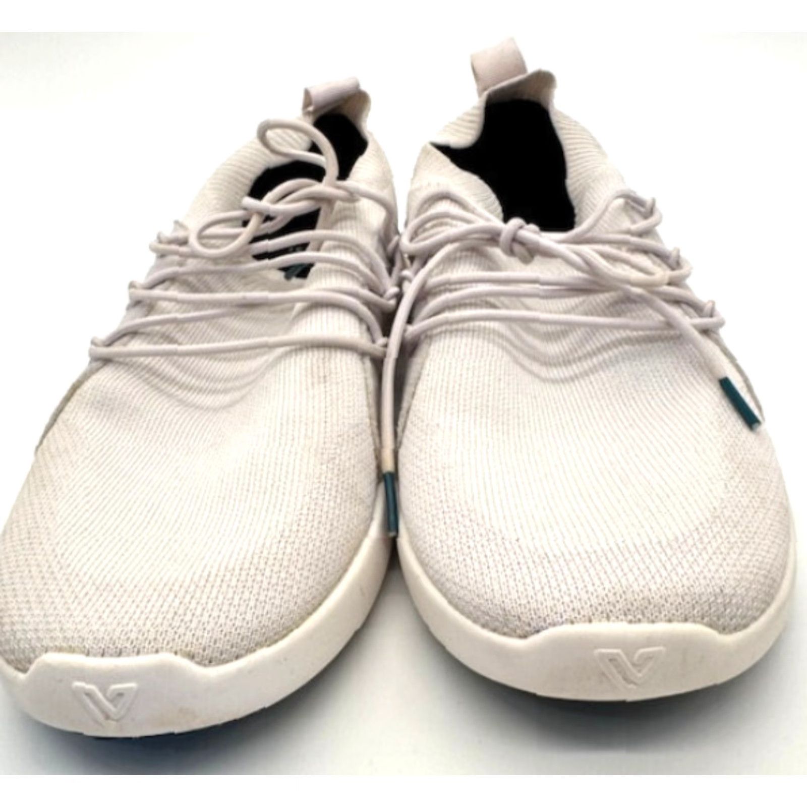 Vintage VESSI Cityscape WATERPROOF Mens 11M White Low Top Perfect Cruise or Boat Shoes Size US L / EU 52-54 / 3 - 4 Thumbnail