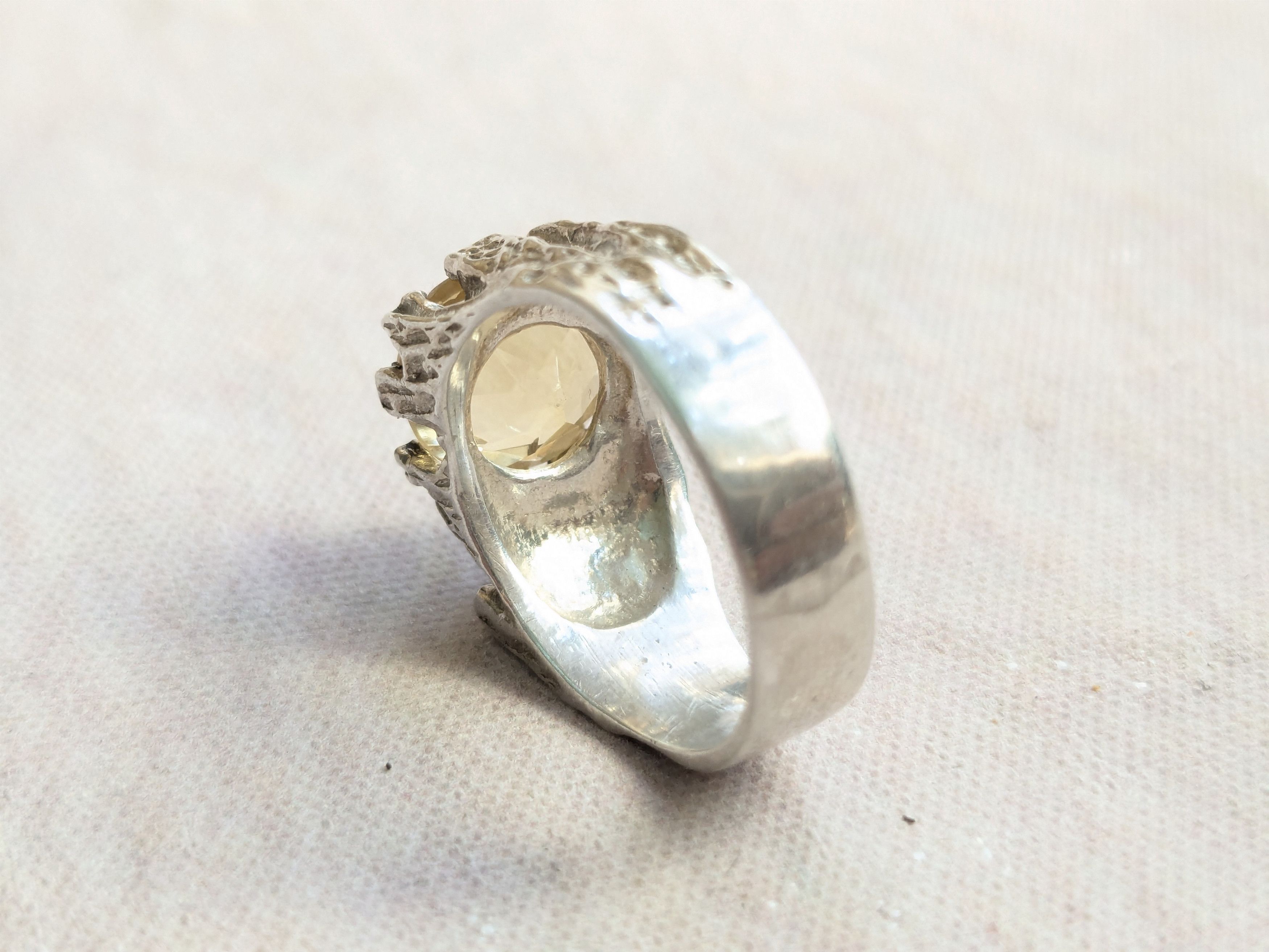 Sterling Silver × Vintage Vintage Sterling Silver Ring Yellow Citrine 7 Brutalist Size ONE SIZE - 11 Thumbnail