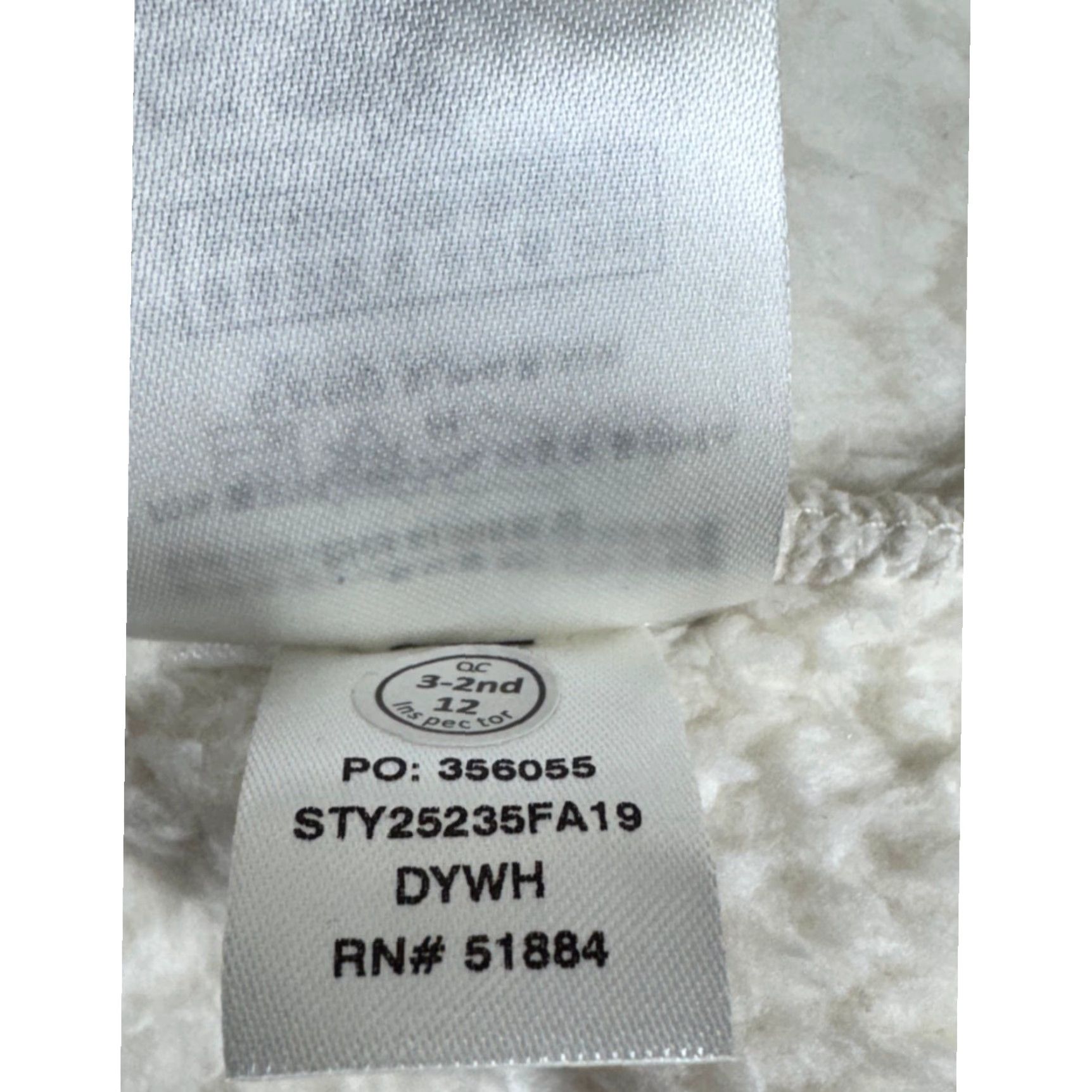 Patagonia VINTAGE Patagonia Women's Los Gatos 1/4-Zip Heather Beige Size M Jacket Womens 19" Pit to Pit 25" Shoulder to Hem Size M / US 6-8 / IT 42-44 - 7 Thumbnail