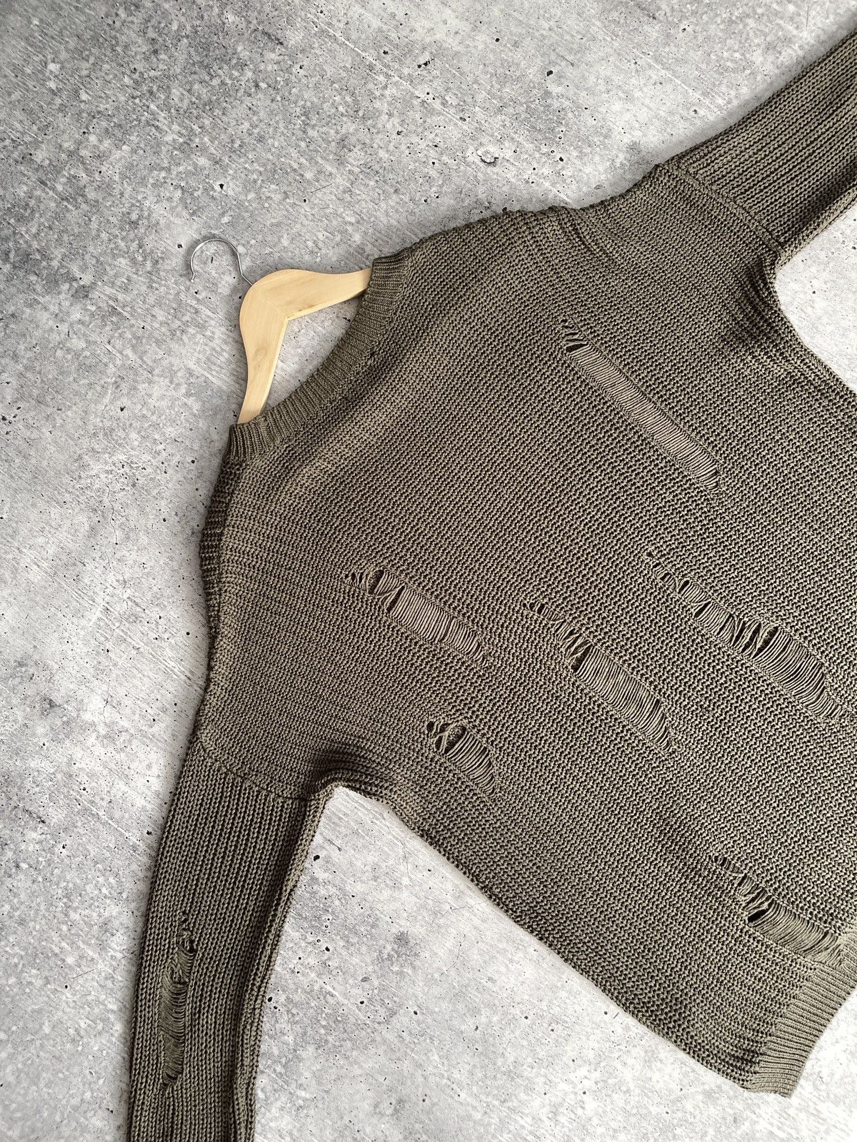 Vintage Avant-garde knitted sweatshirt with scuffs Size S oversized Size US S / EU 44-46 / 1 - 10 Thumbnail